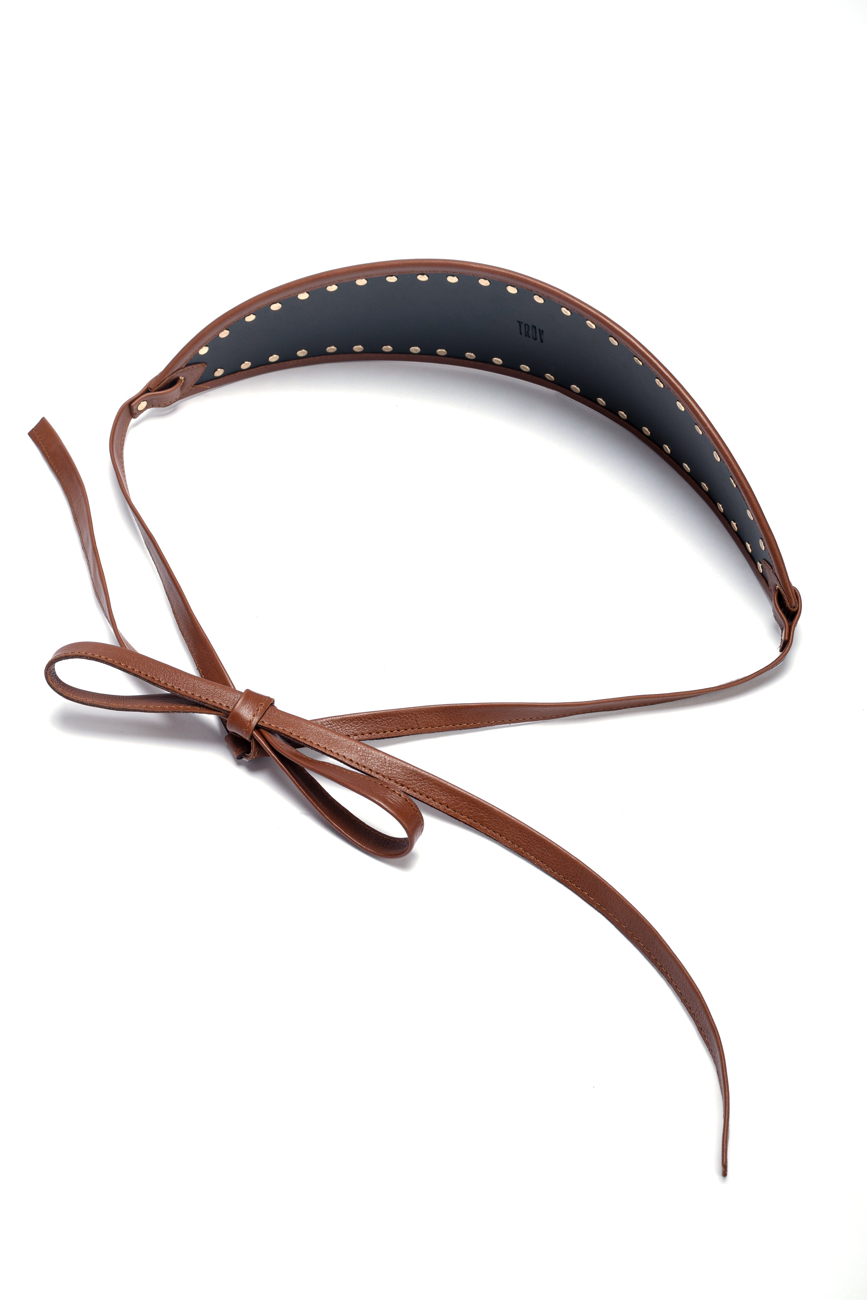 OVAL OBI STUD OVGRLFST