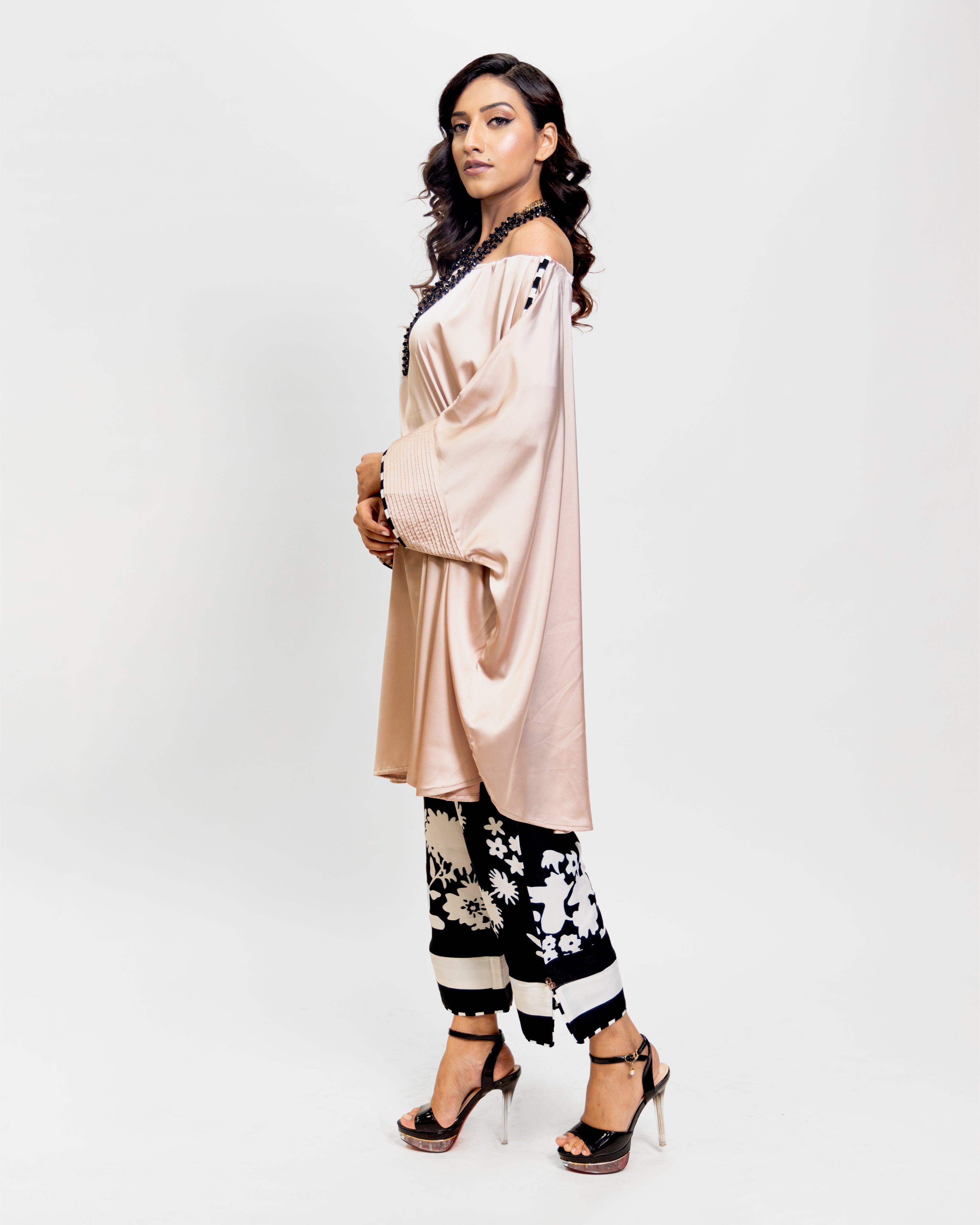 LAURA OFF SHOULDER SET