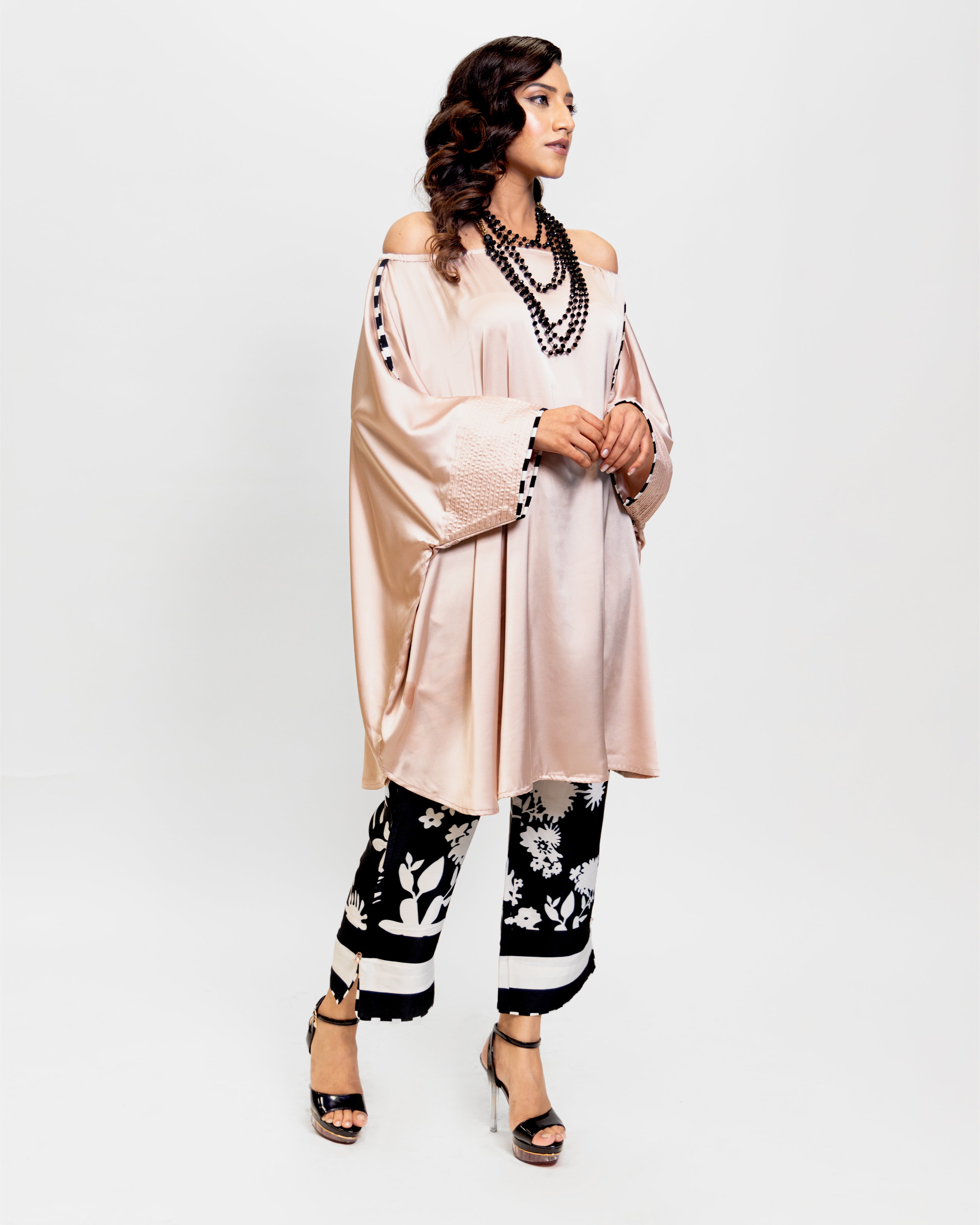 LAURA OFF SHOULDER SET