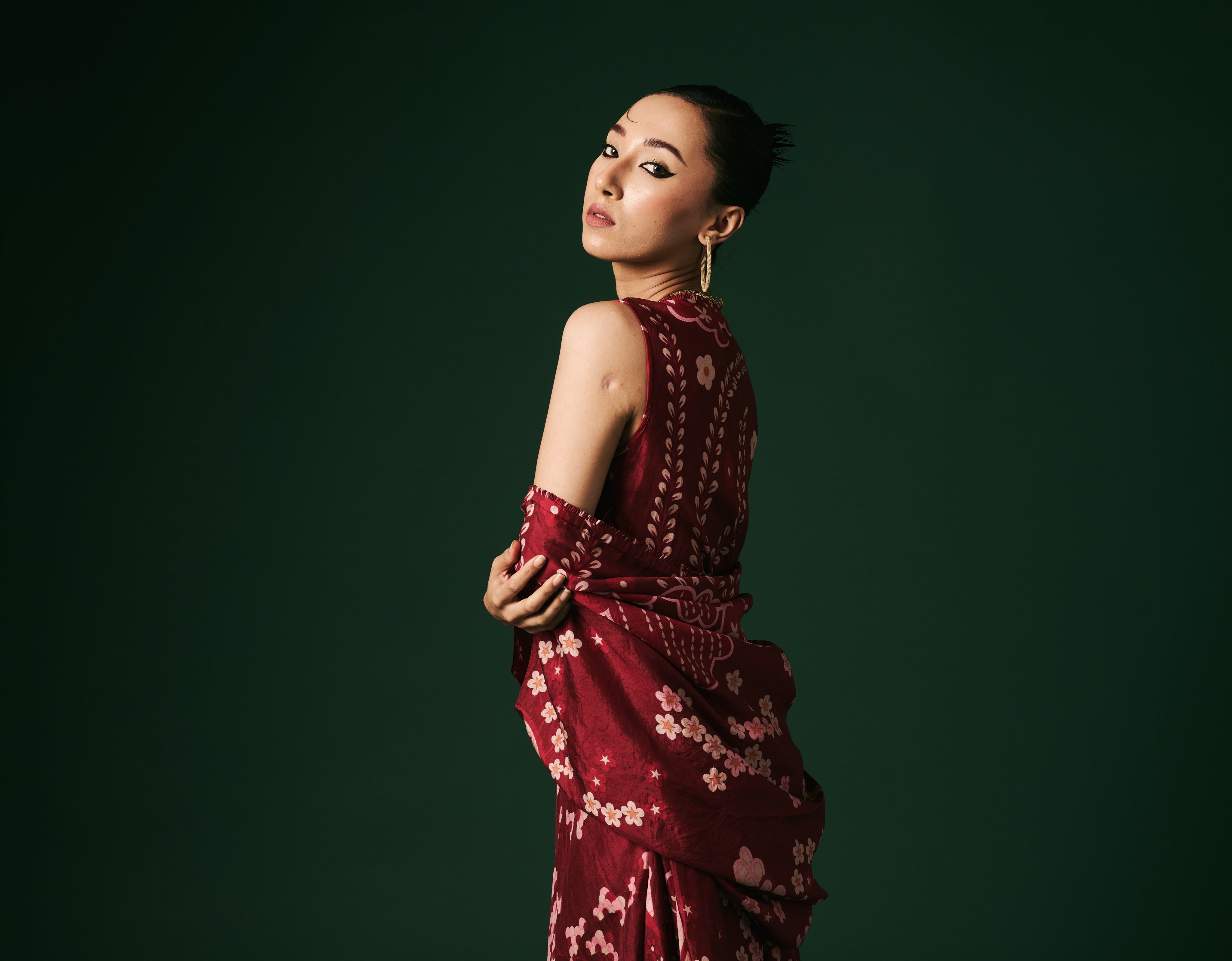 DRESS WITH CAPE