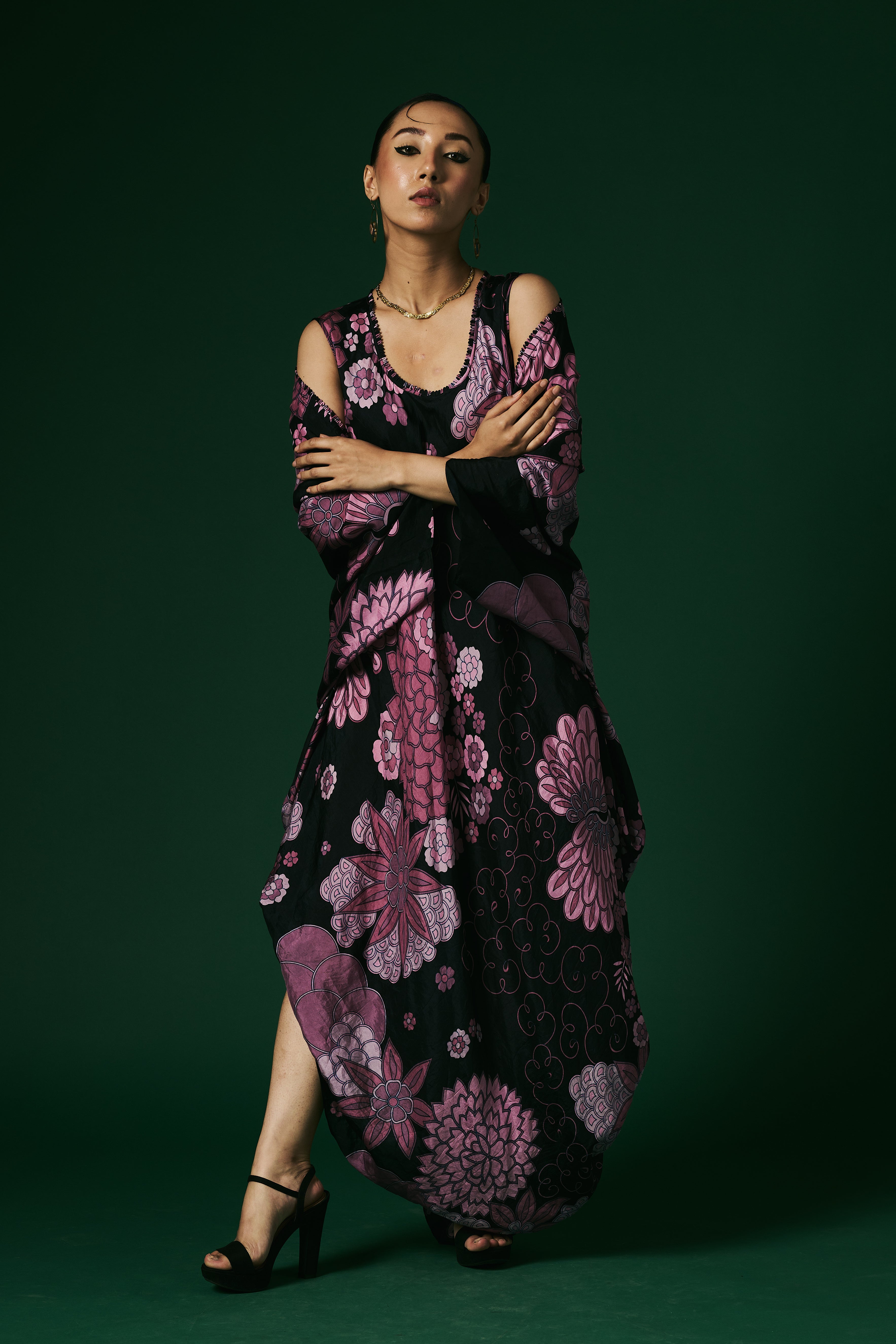 DRESS WITH CAPE