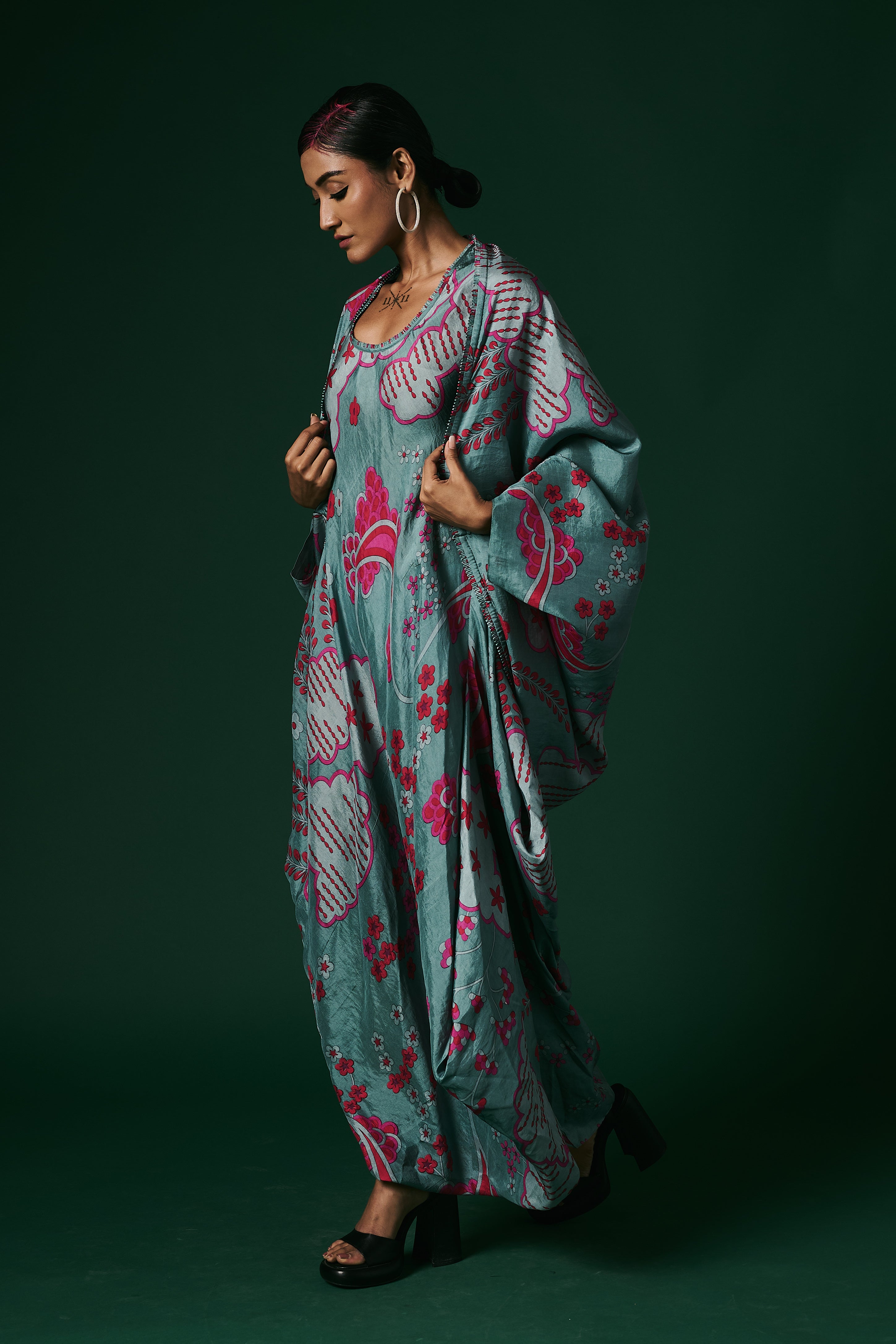 DRESS WITH CAPE