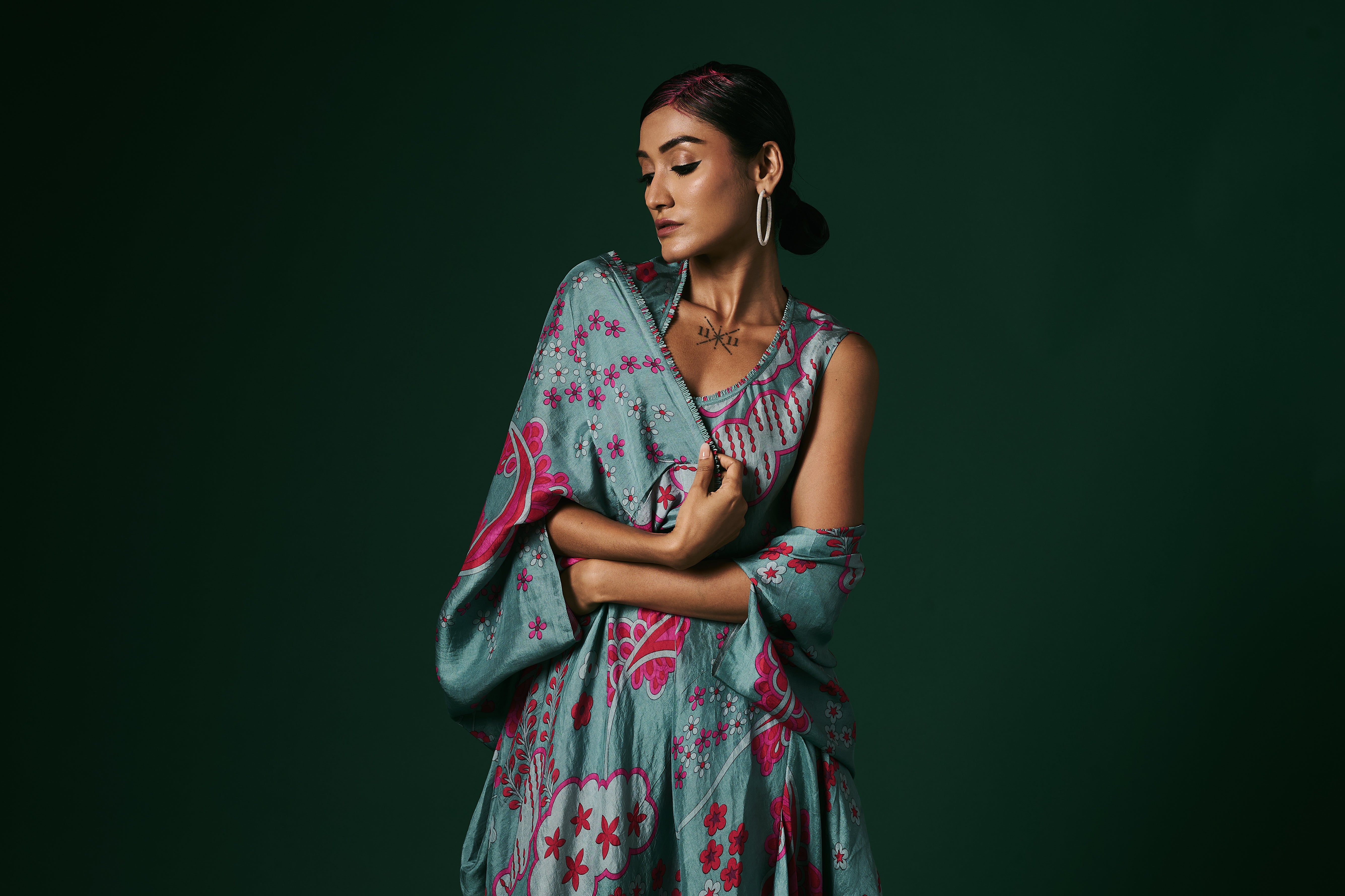 DRESS WITH CAPE