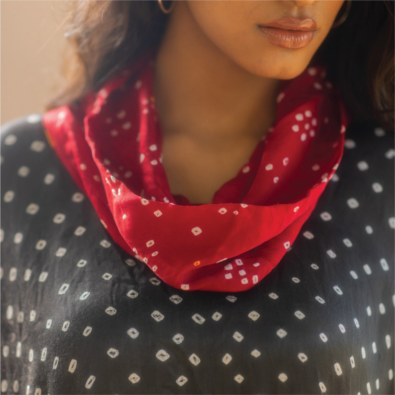 OVERLAP COWL TOP
