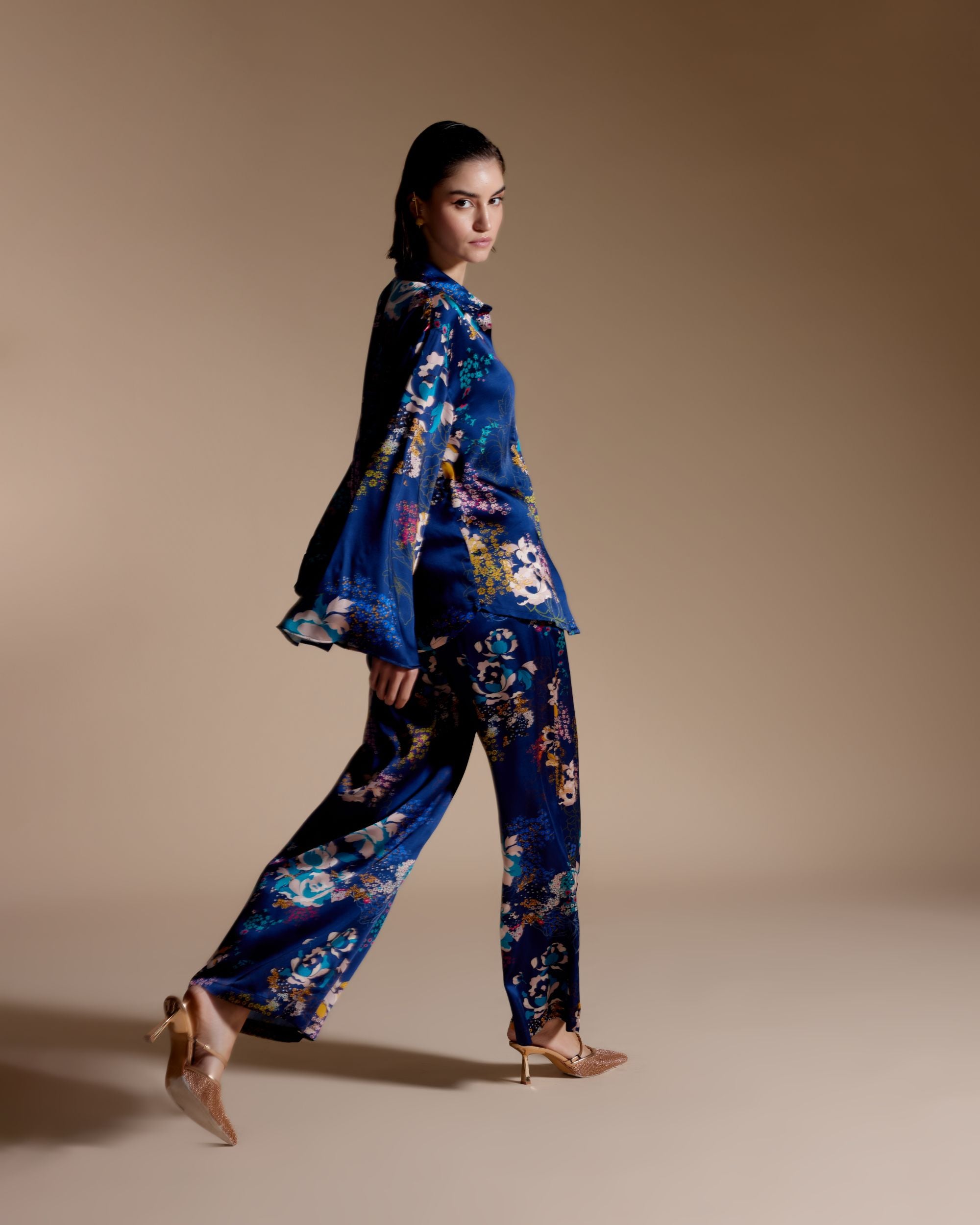 Leah Shirt - Winter Garden (Blue)