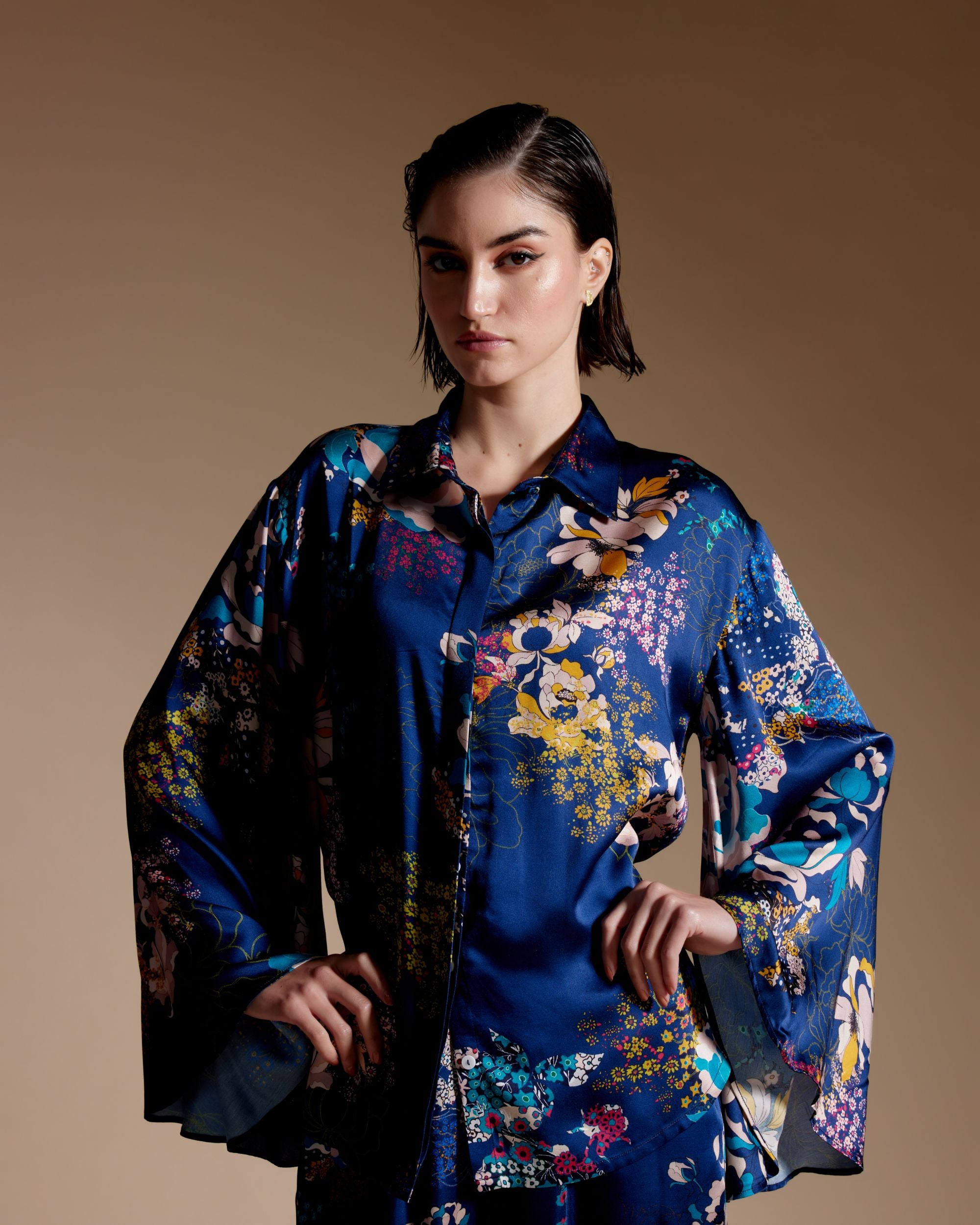 Leah Shirt - Winter Garden (Blue)