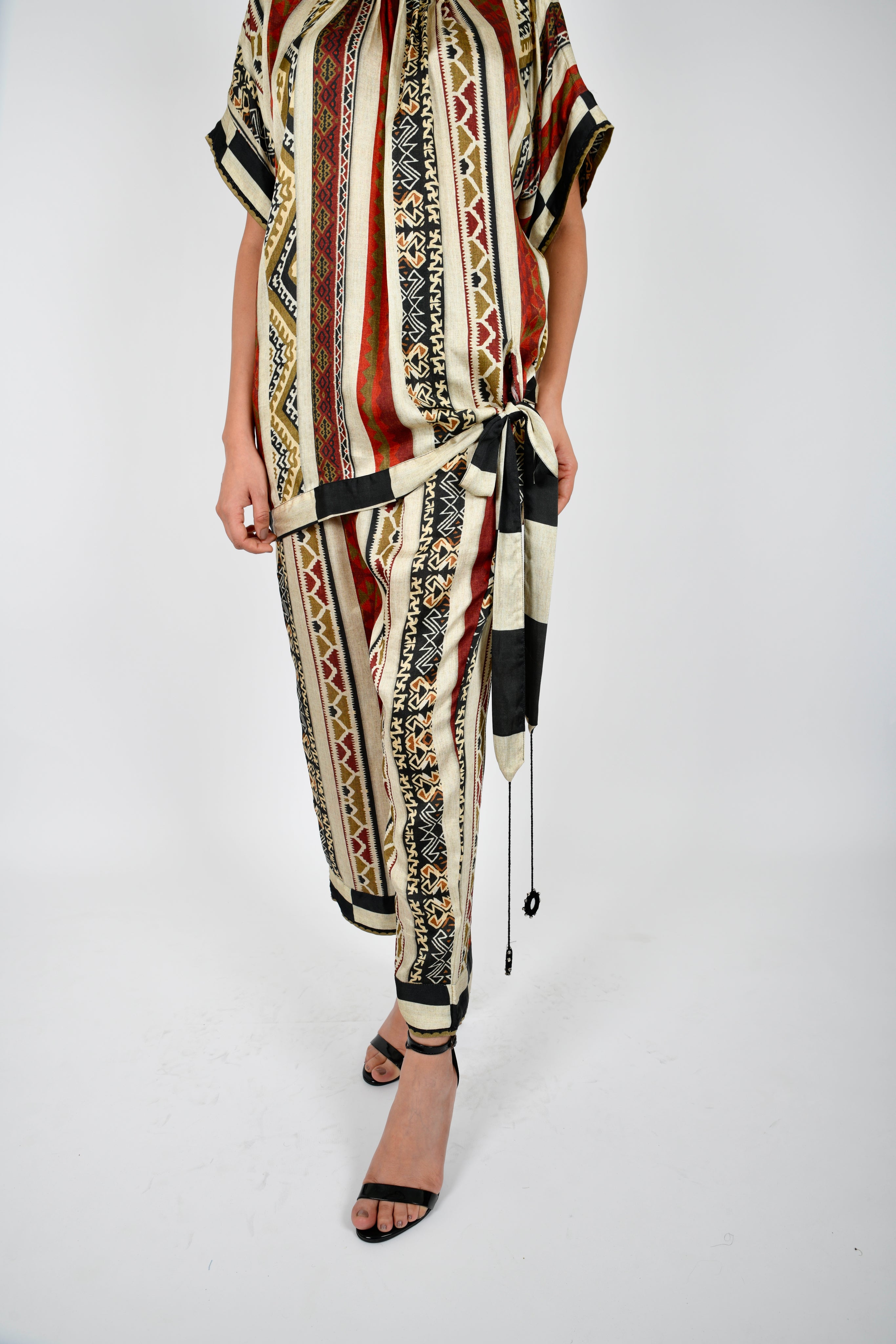 KAFILLA NECK PLEATED TIE TOP SET