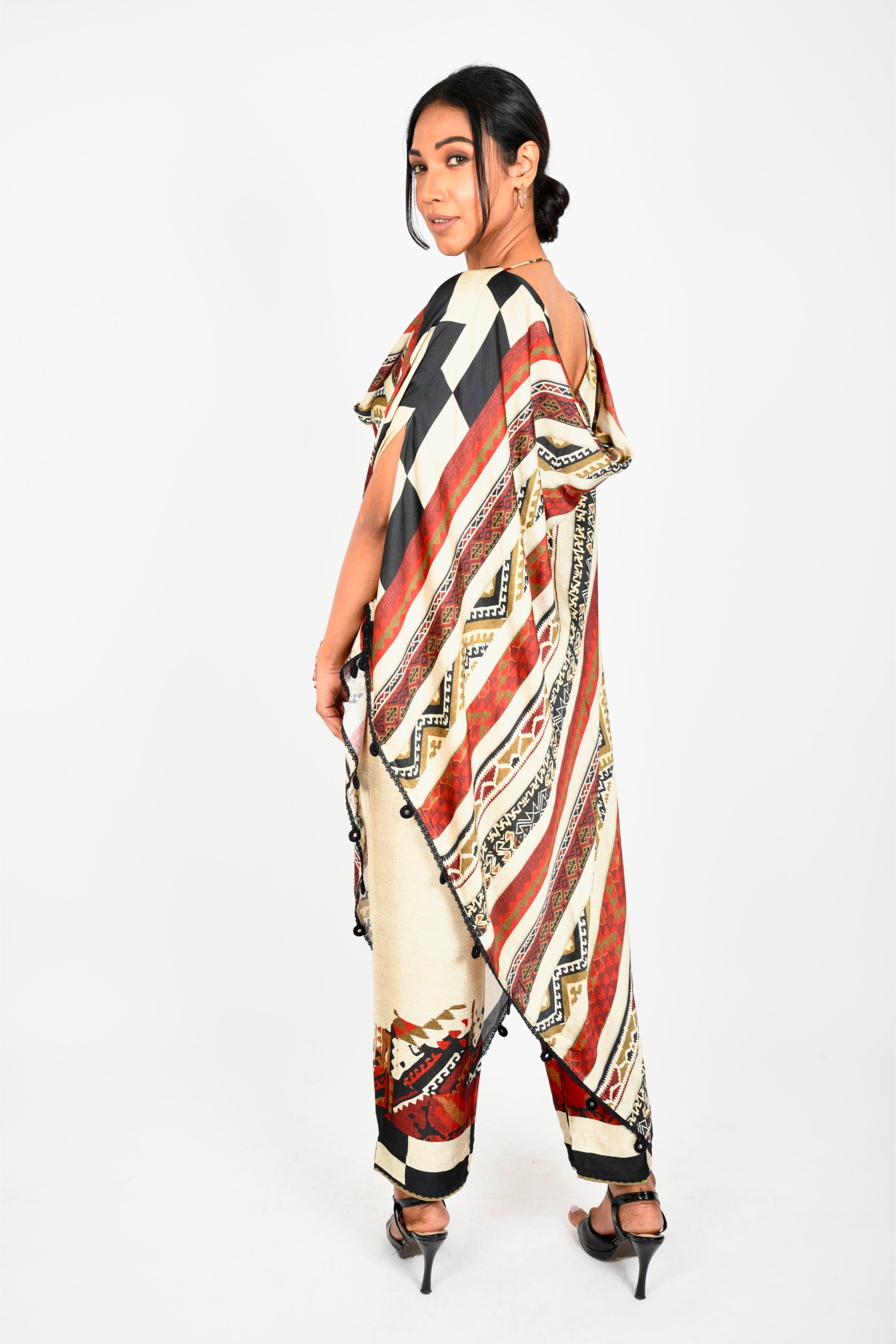 KAFILLA COWL CAPE SET