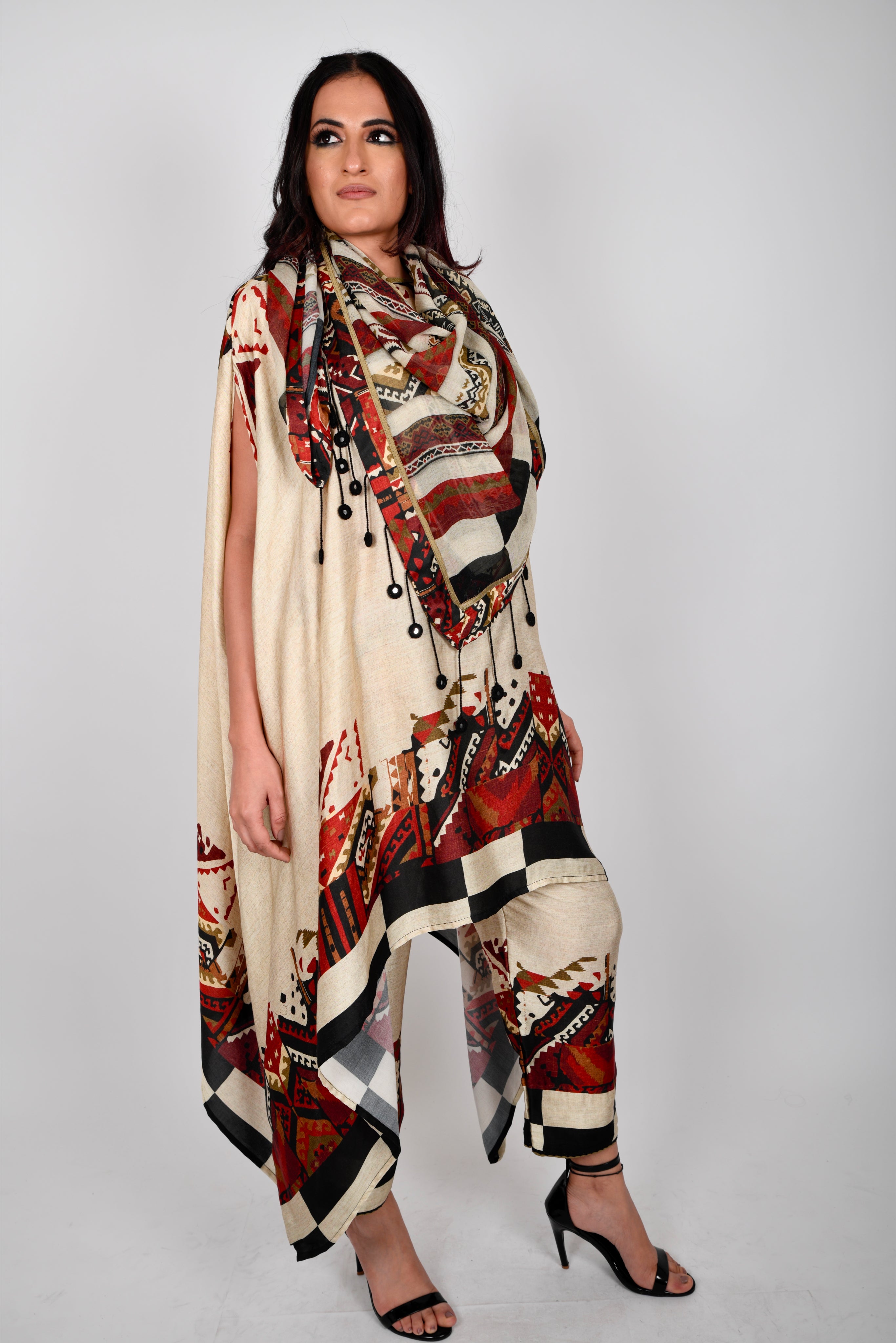 KAFILLA DROP TUNIC WITH STOLE SET