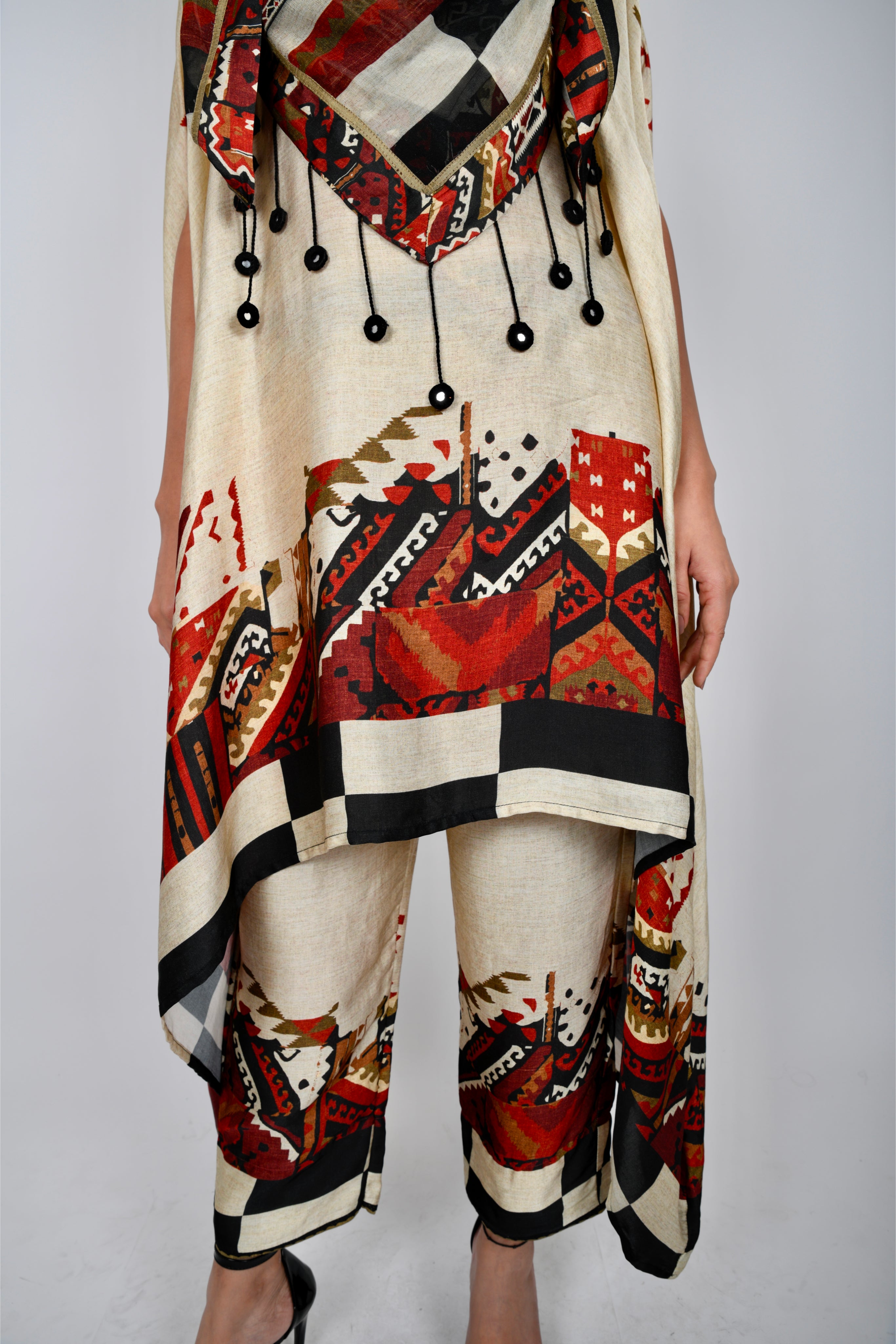 KAFILLA DROP TUNIC WITH STOLE SET