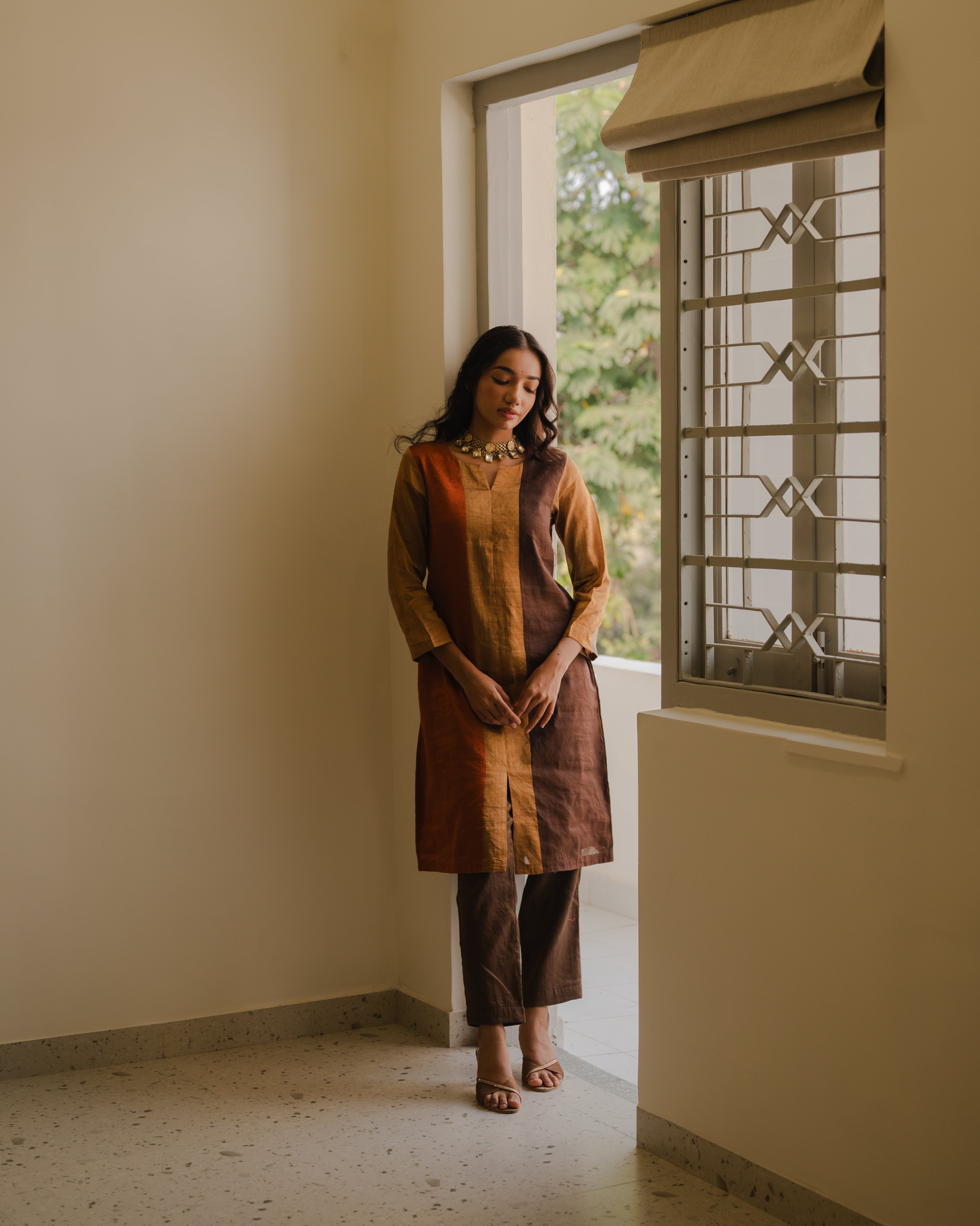 TRISHALA SET