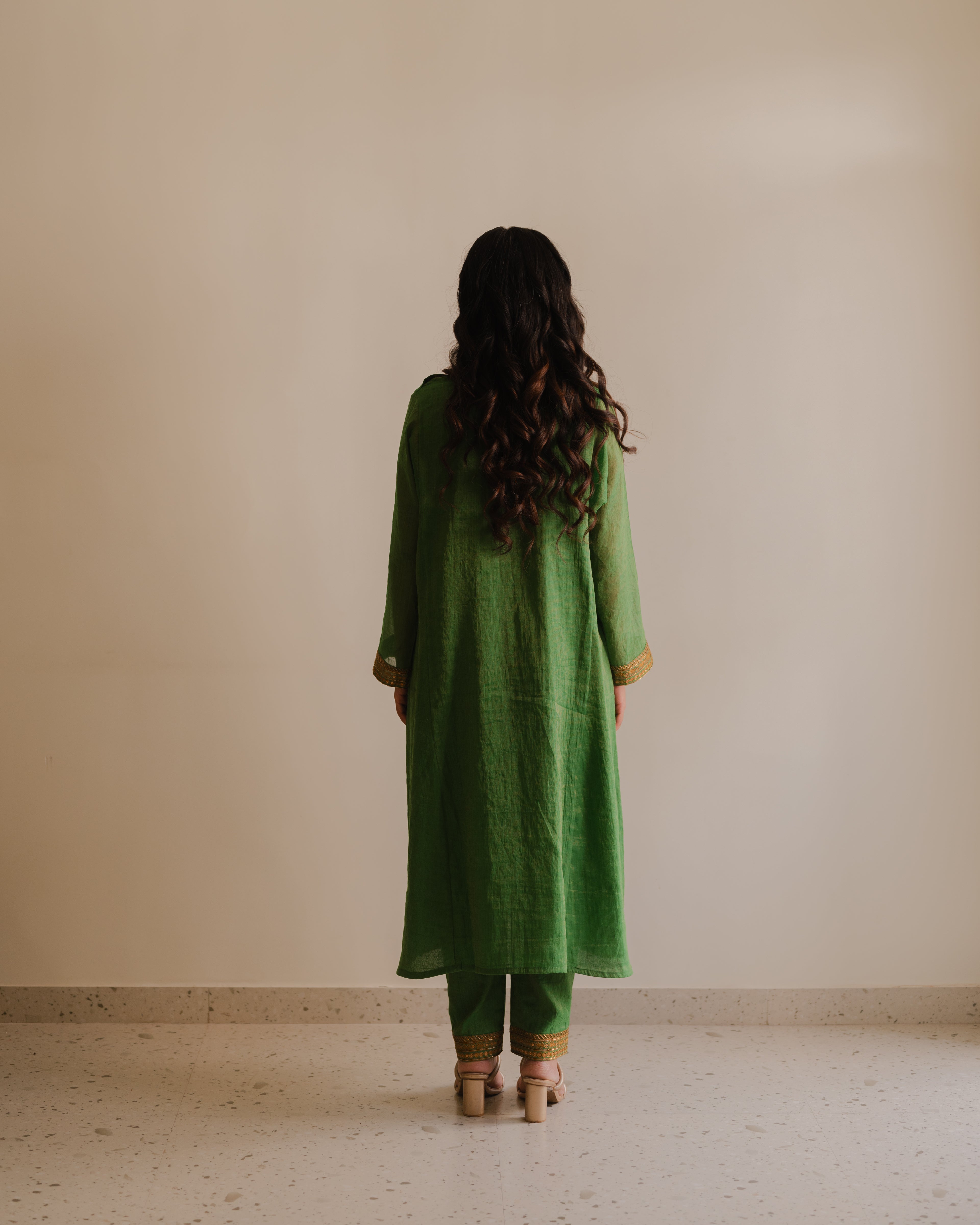 GAUR SET