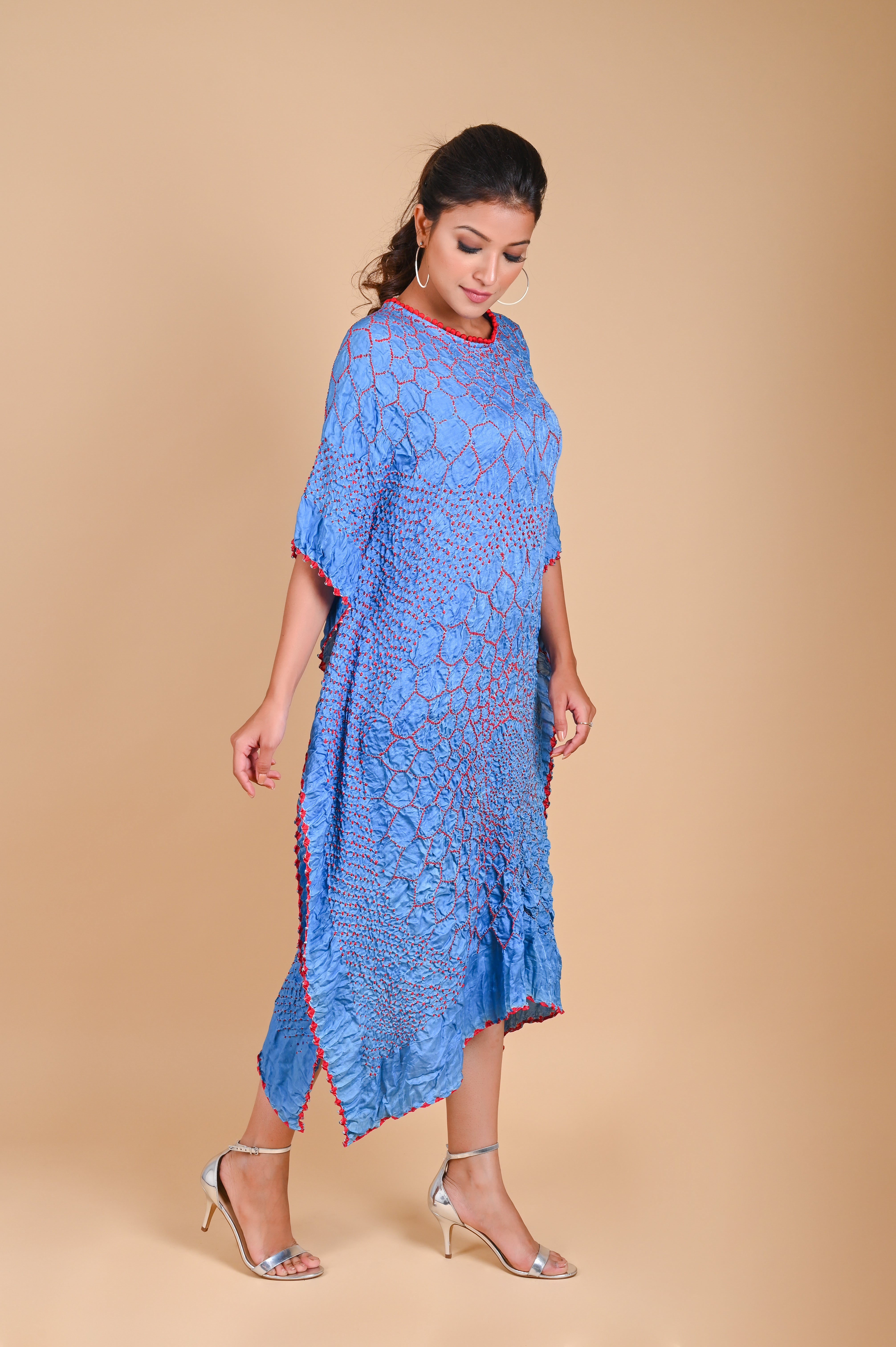 THREE FLOWERS KAFTAN