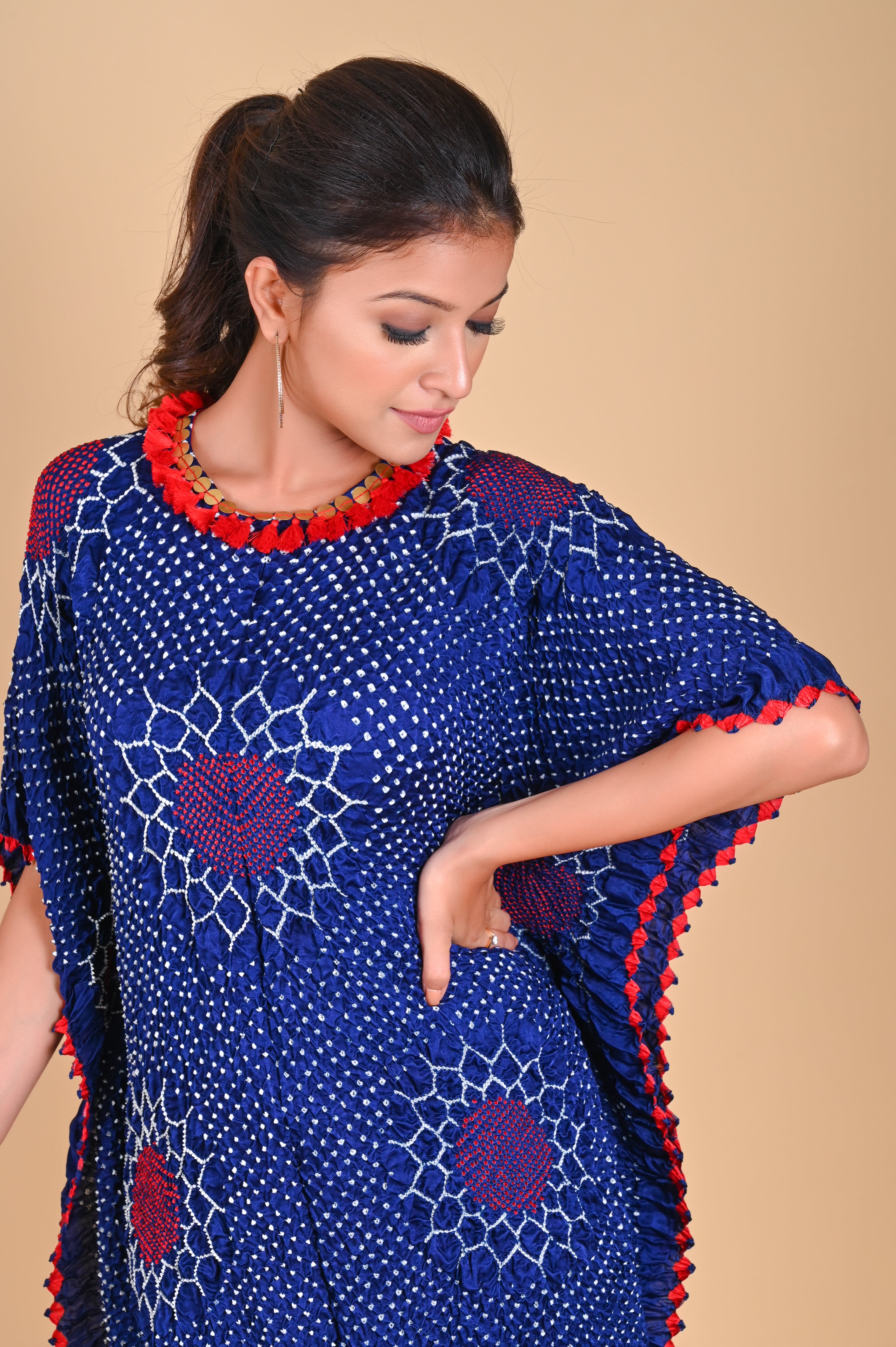 VALLEY OF FLOWERS KAFTAN