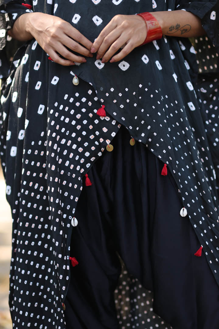 OVERLAP COWL TOP