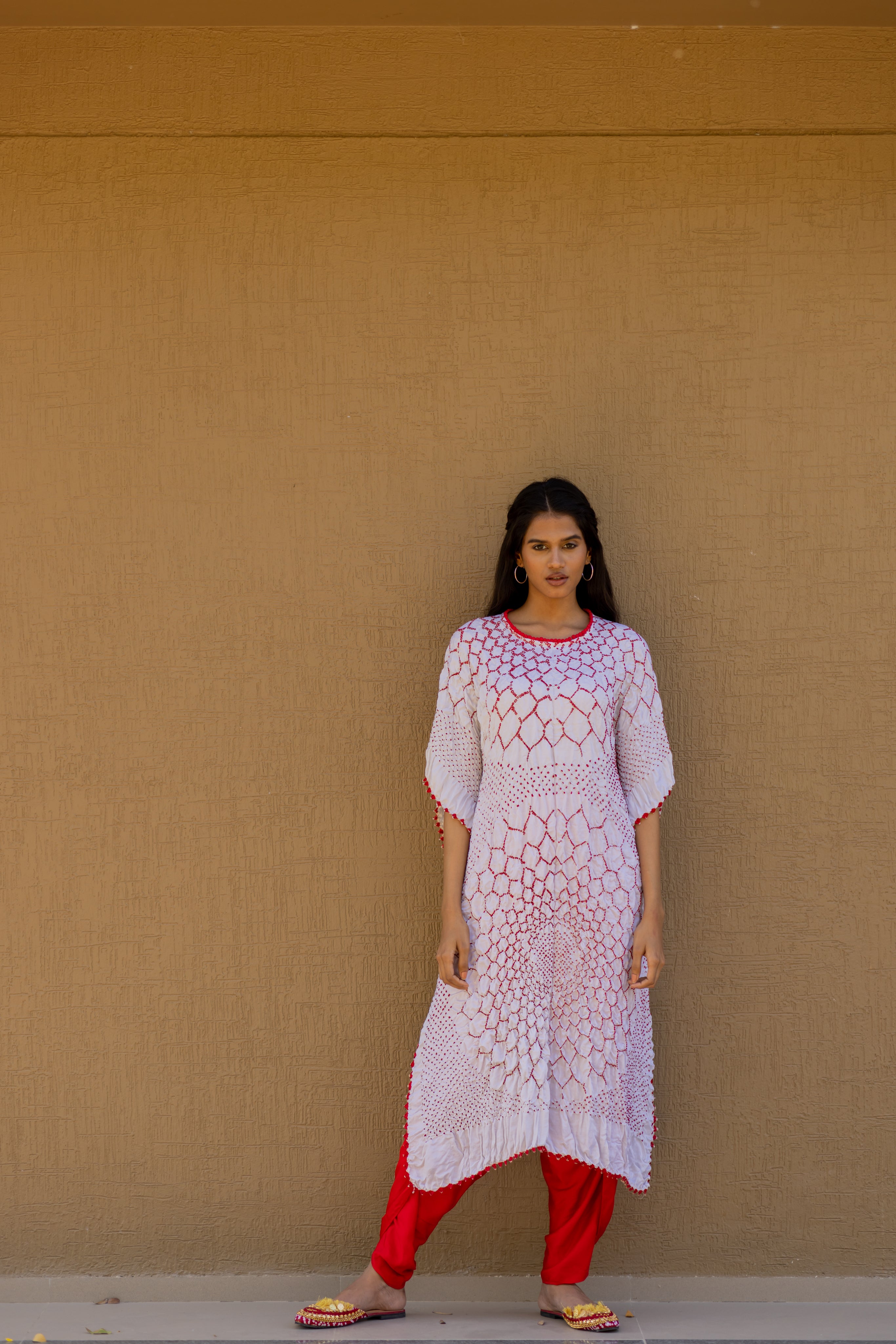 THREE FLOWERS KAFTAN