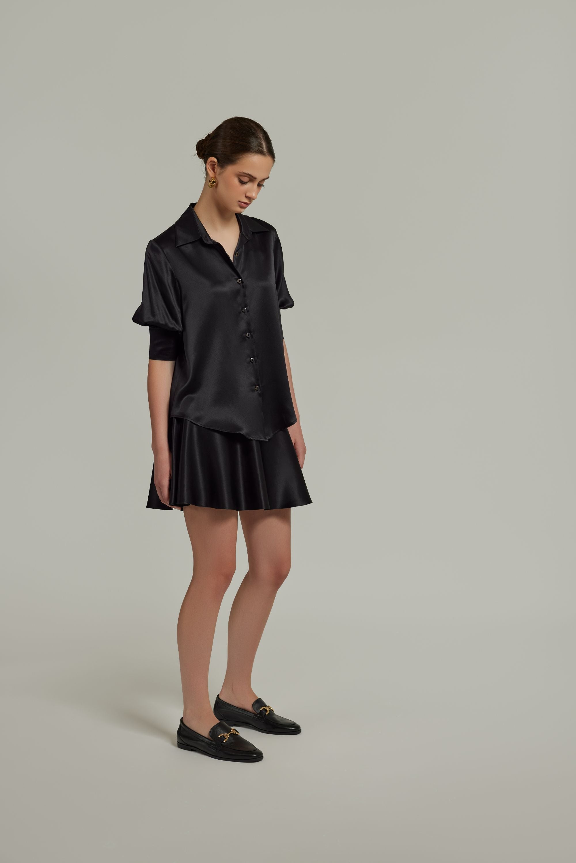 Black Silk
Short-Sleeved Shirt