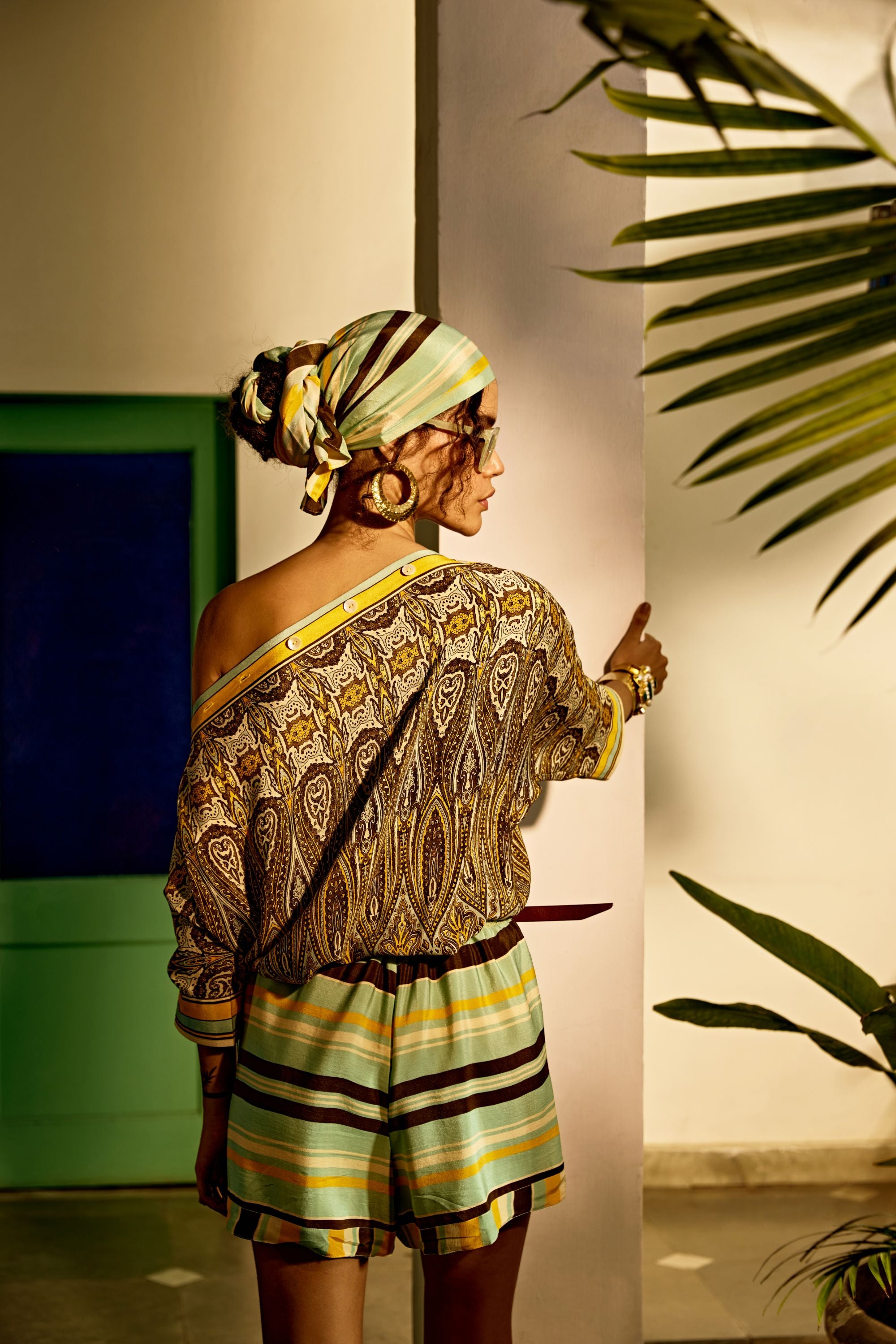 IVY SHIRT & OLIVIA SHORTS