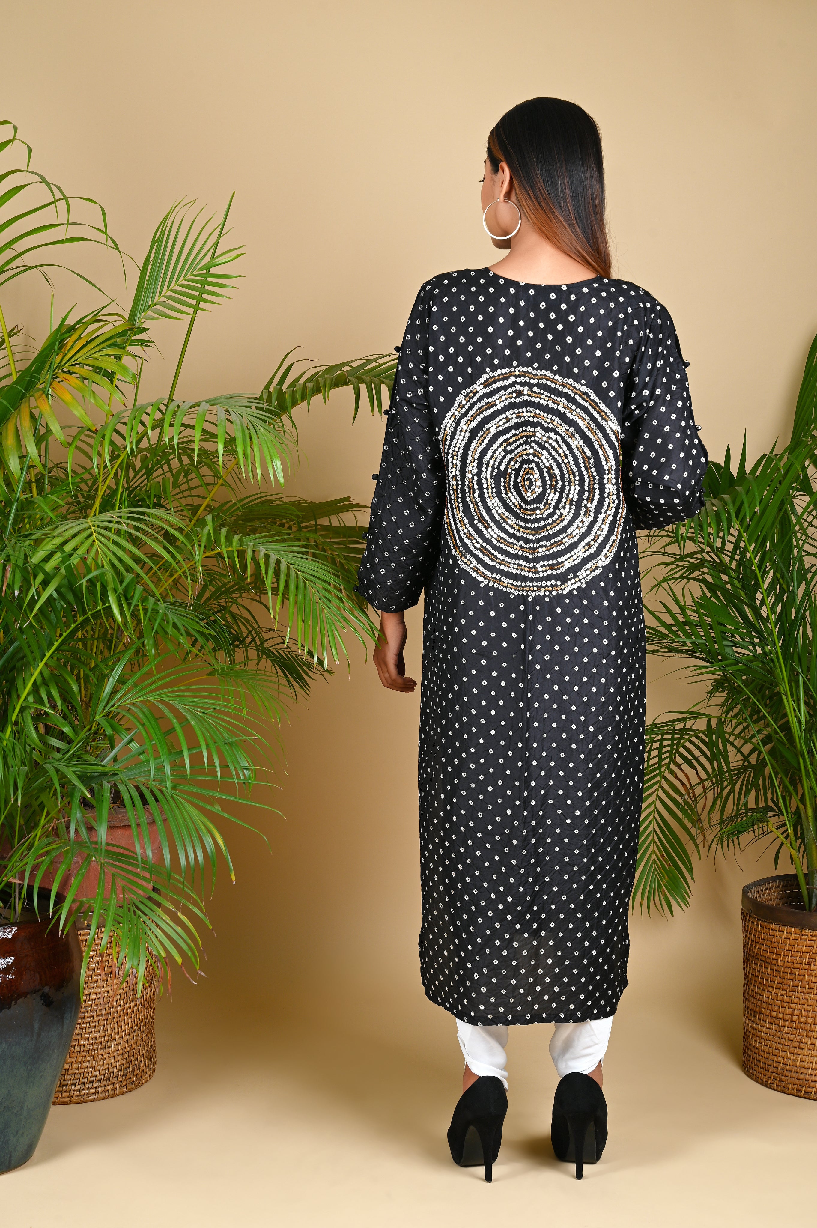 CIRCLE SEQUENCE KURTA