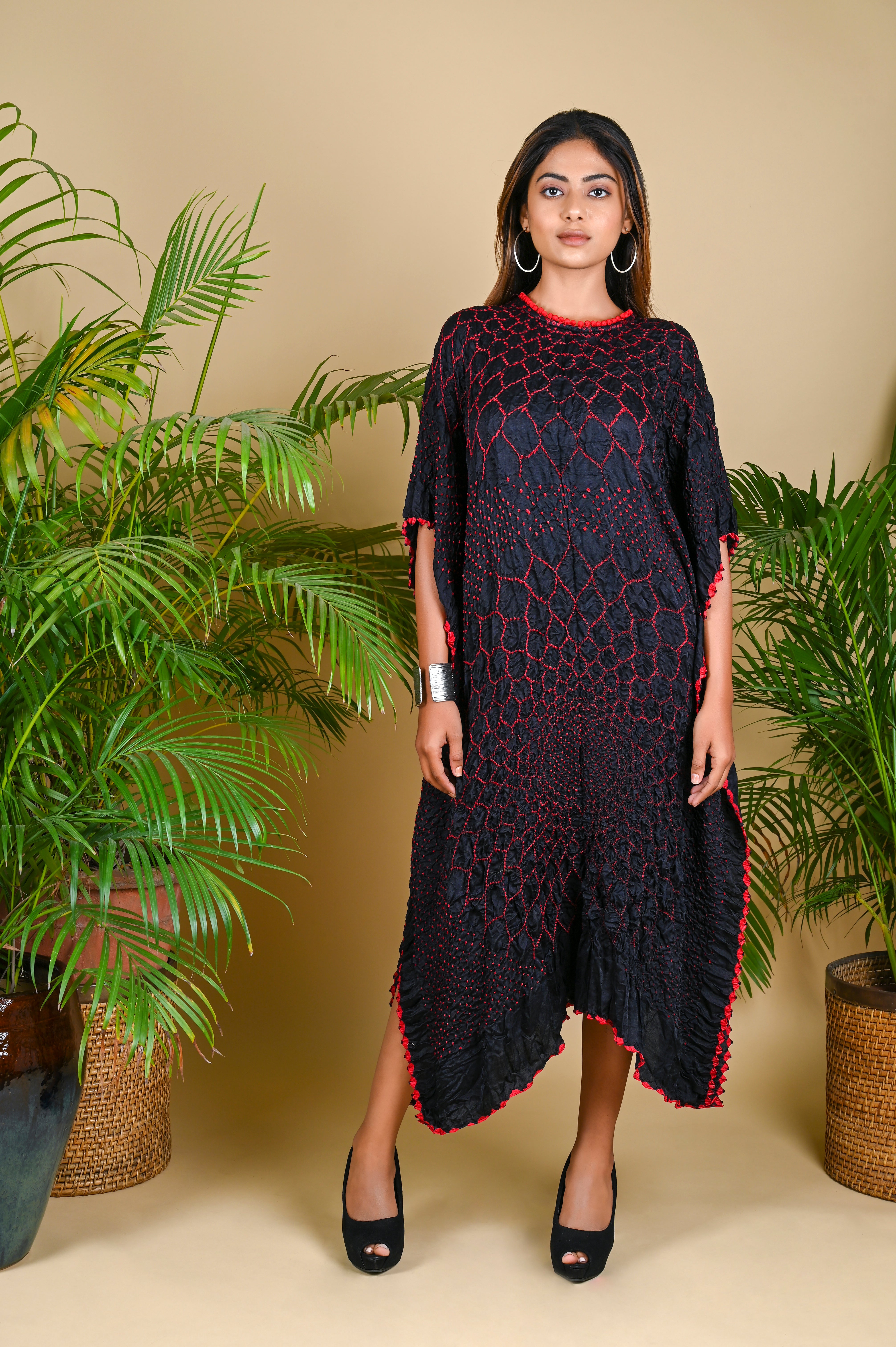 THREE FLOWERS KAFTAN