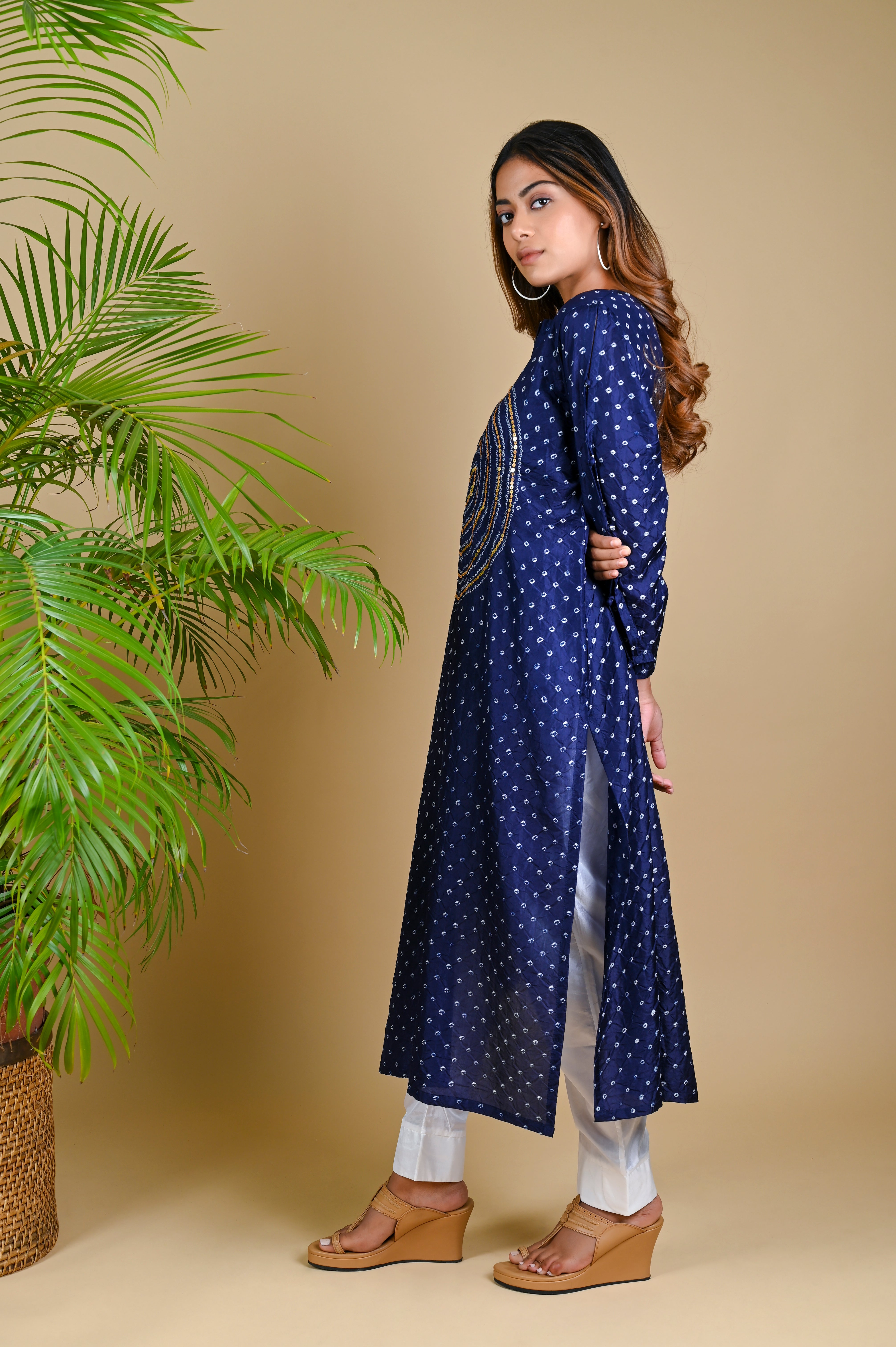 CIRCLE SEQUENCE KURTA