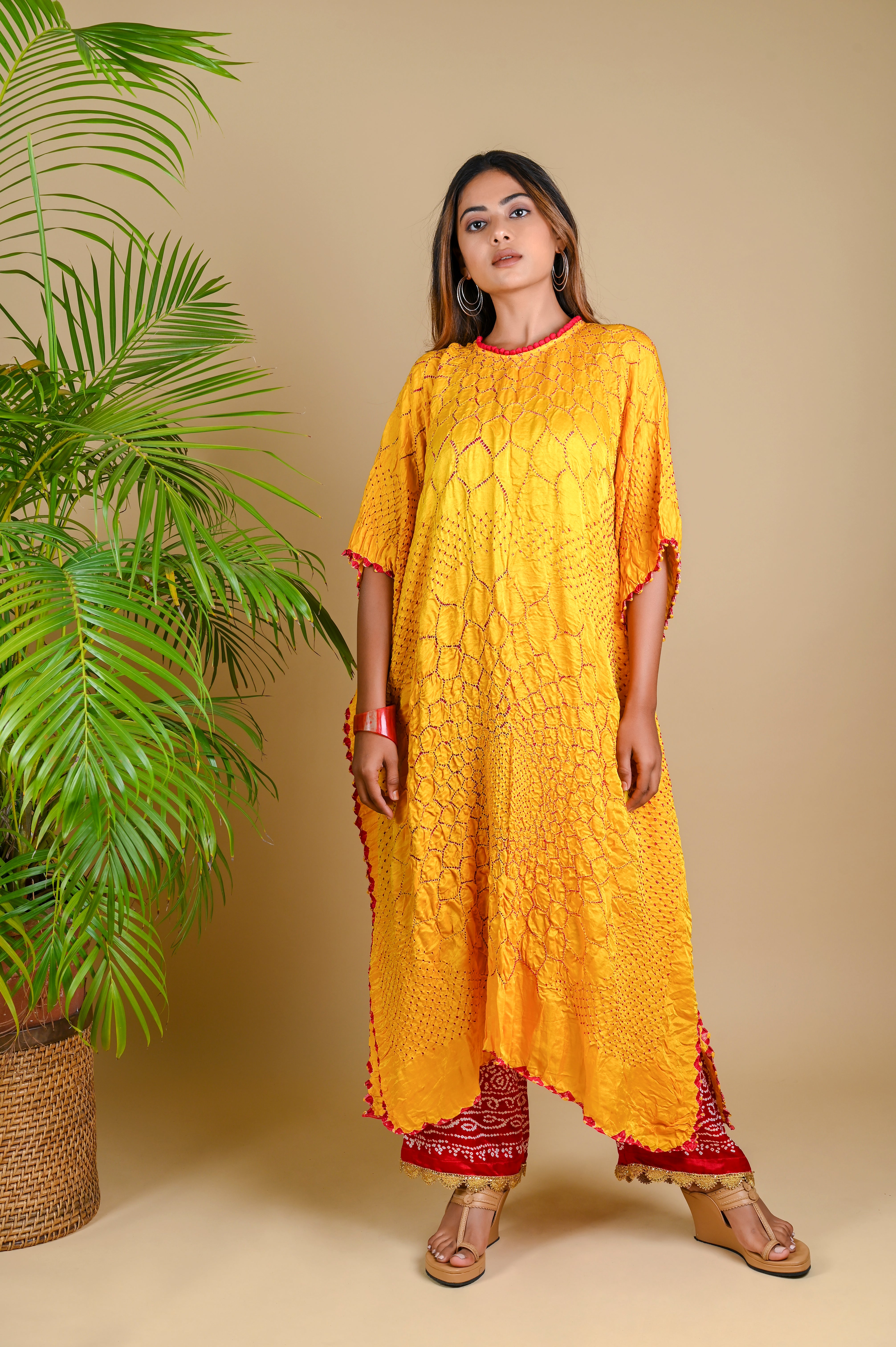 THREE FLOWERS KAFTAN