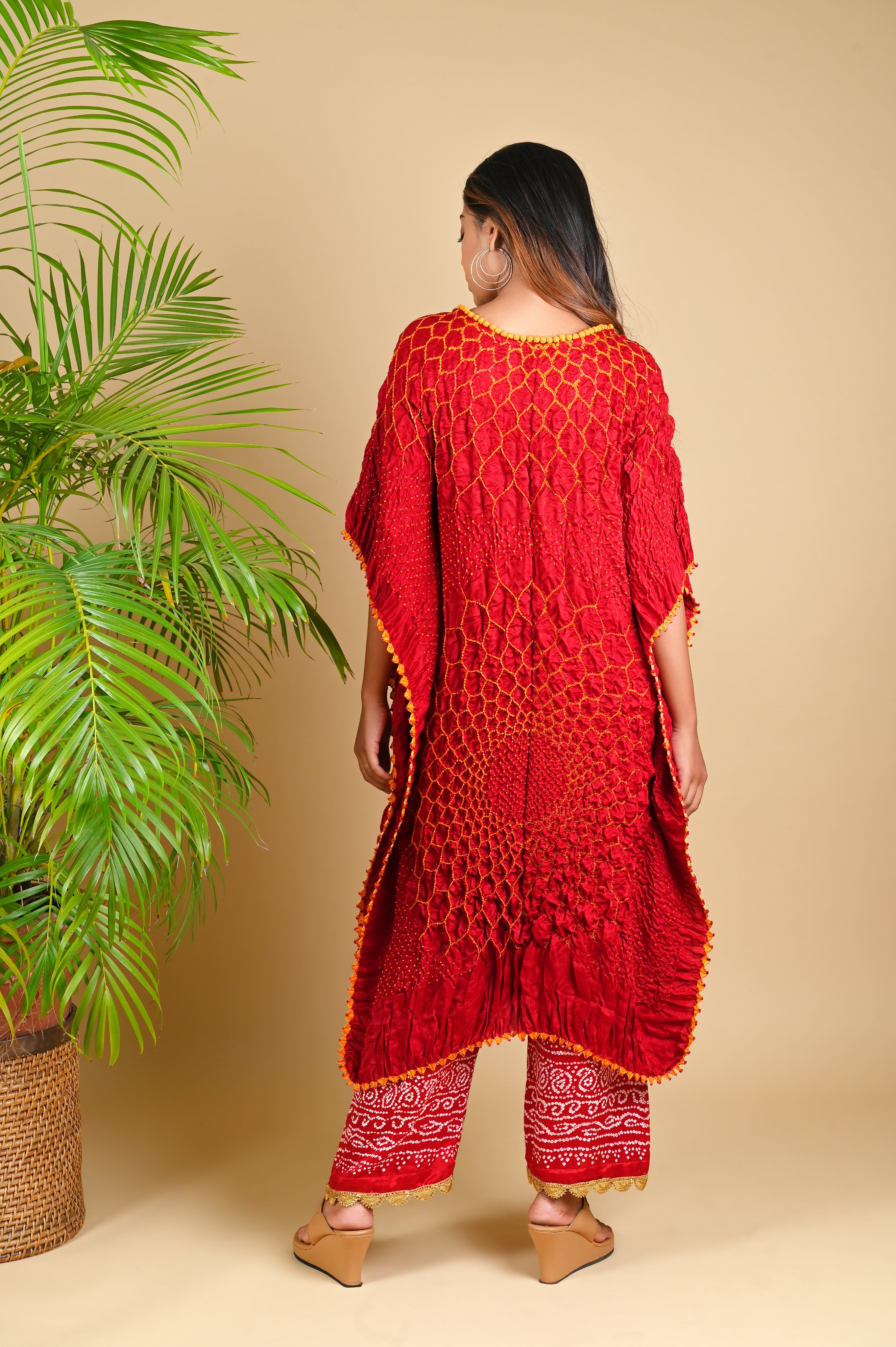 THREE FLOWERS KAFTAN