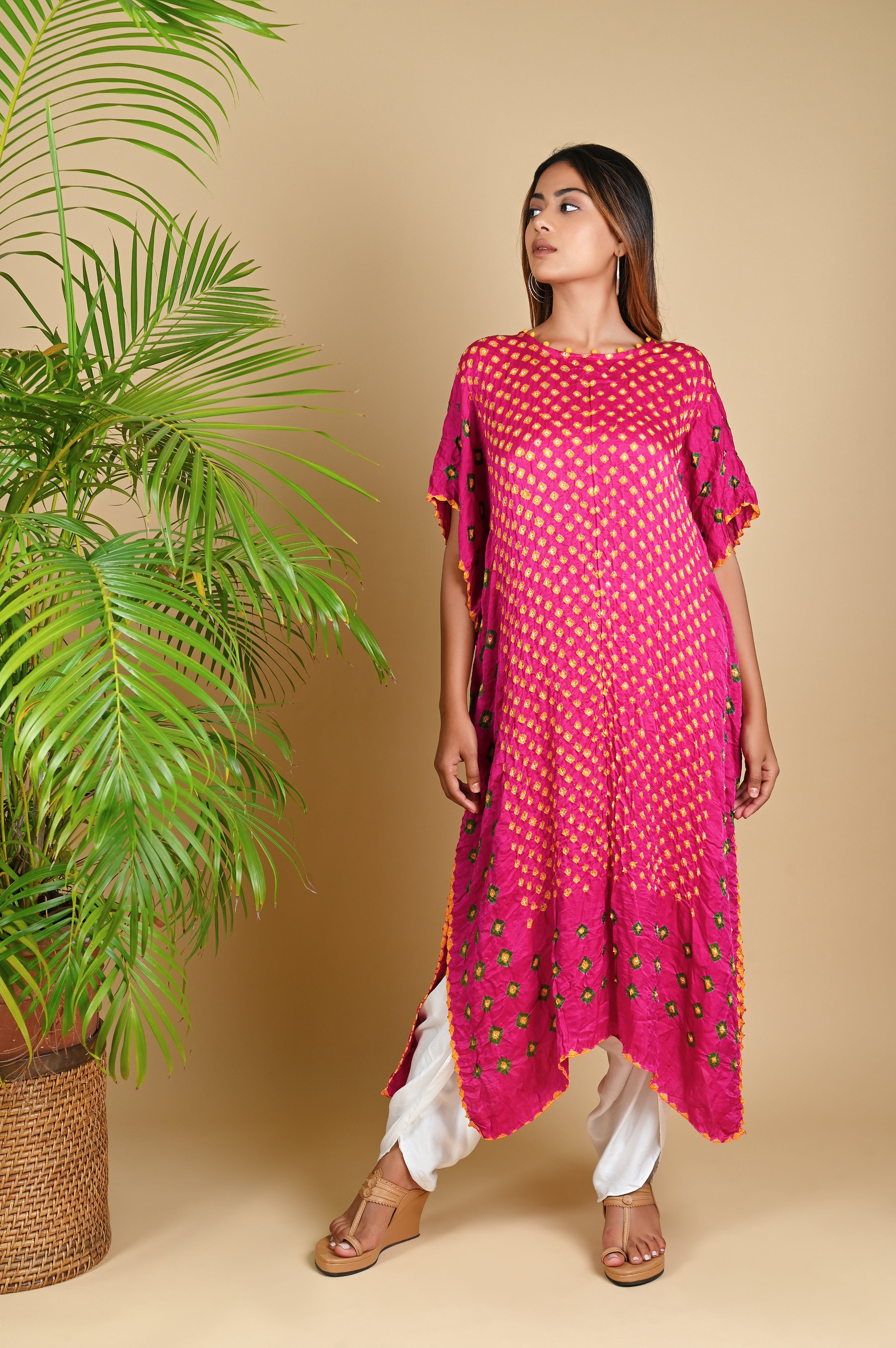 TRIPLE DOT KAFTAN