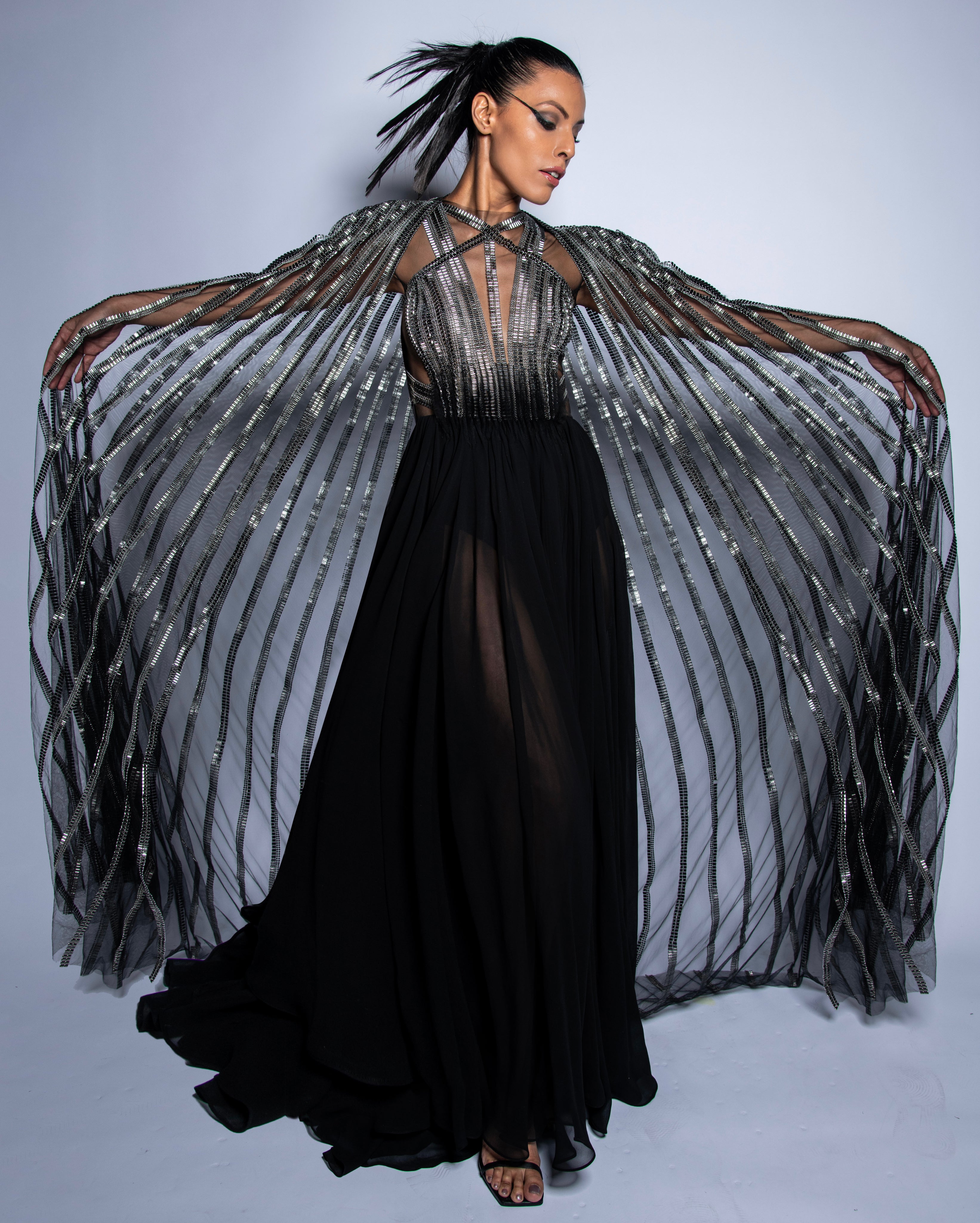 SCINTILLA RUFFLE GOWN 
AND SHOULDER CAPE SET