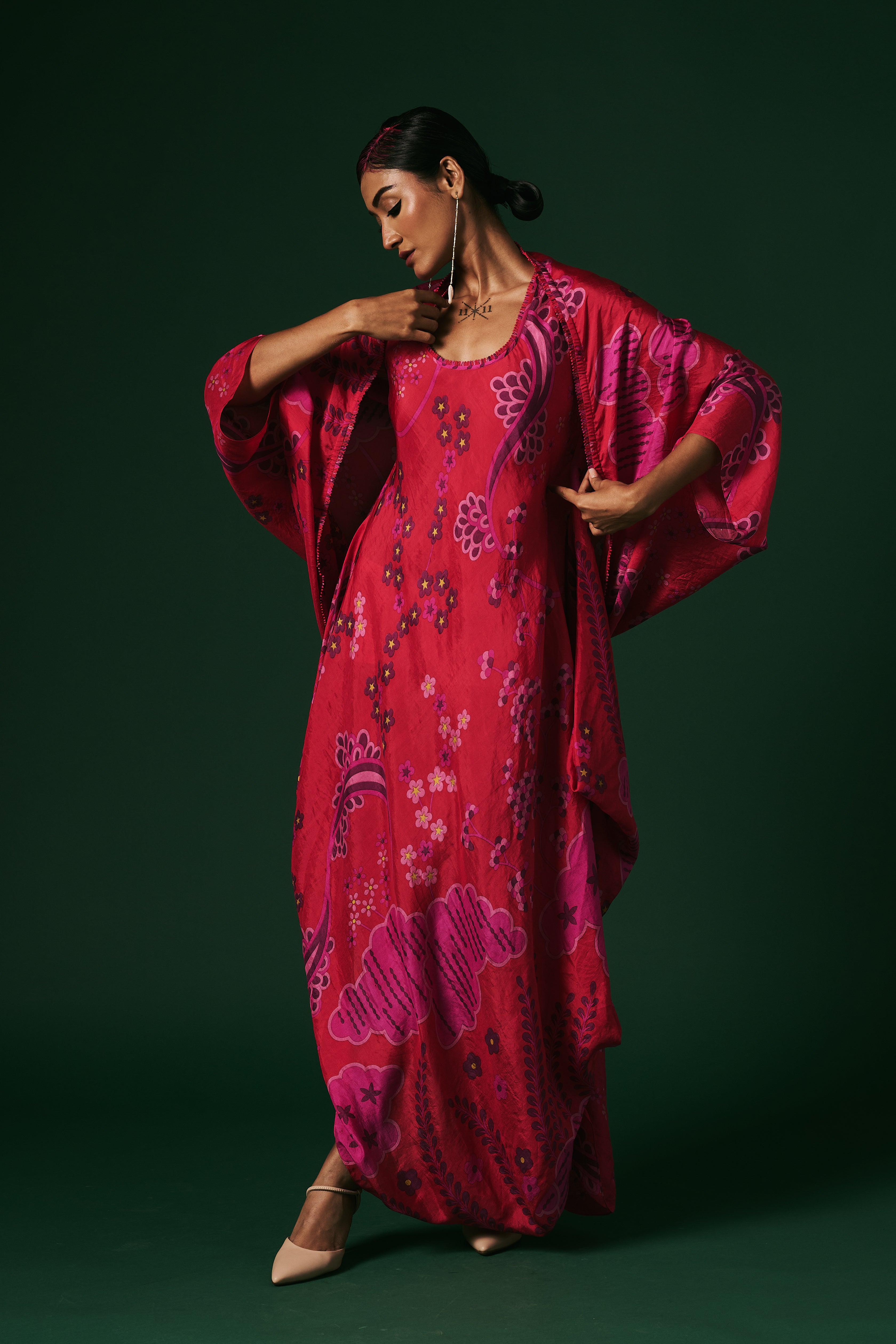 DRESS WITH CAPE