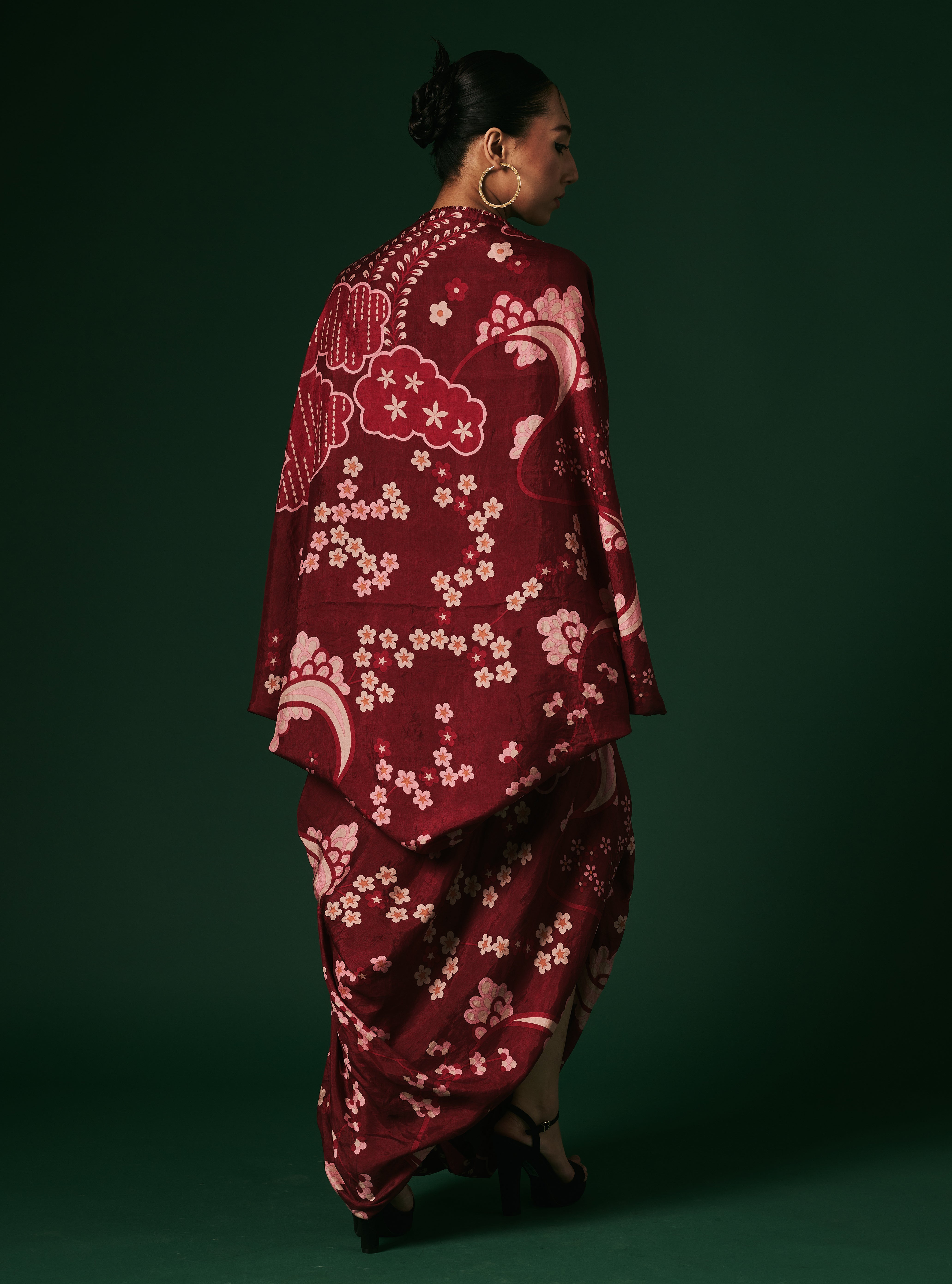 DRESS WITH CAPE