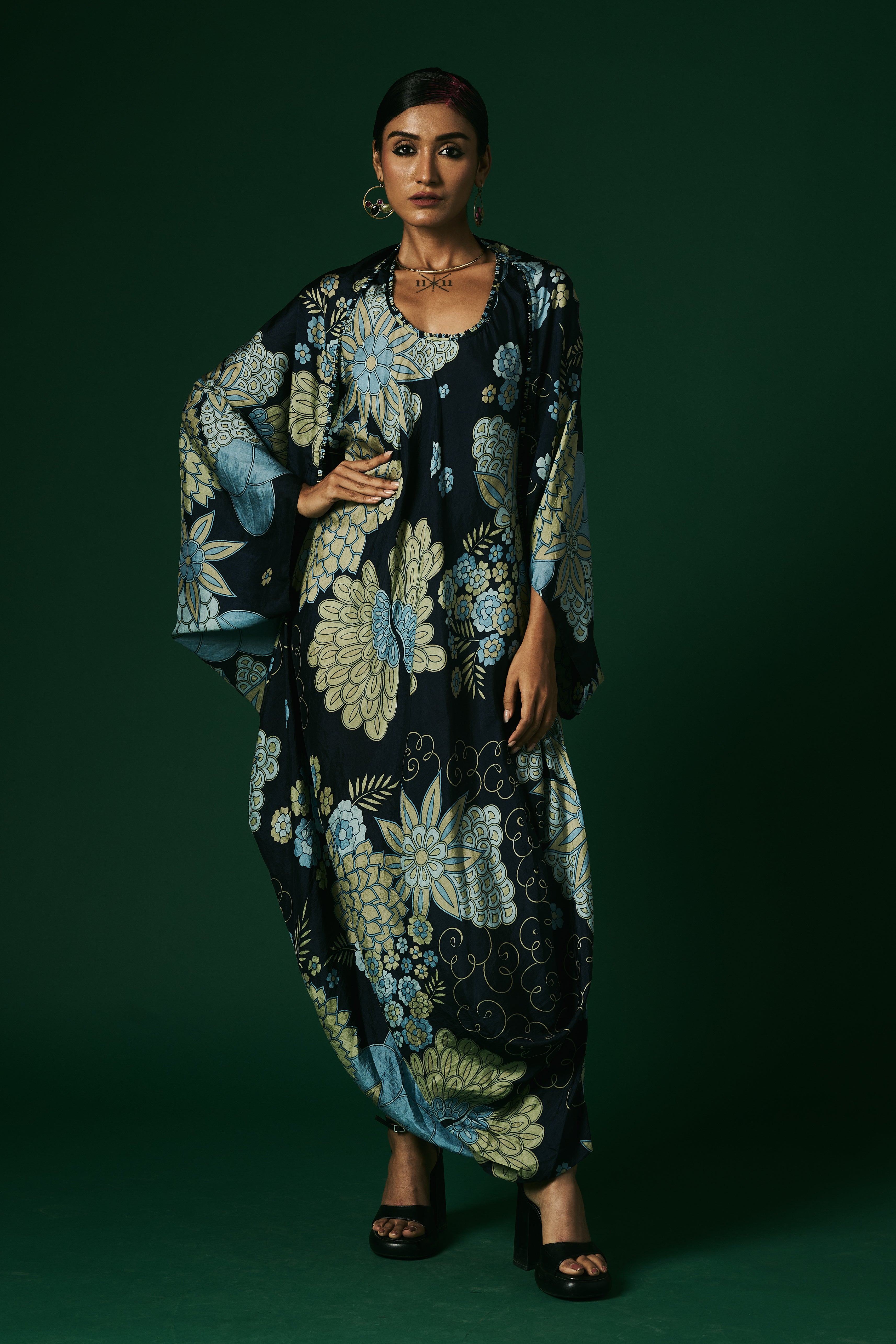 DRESS WITH CAPE