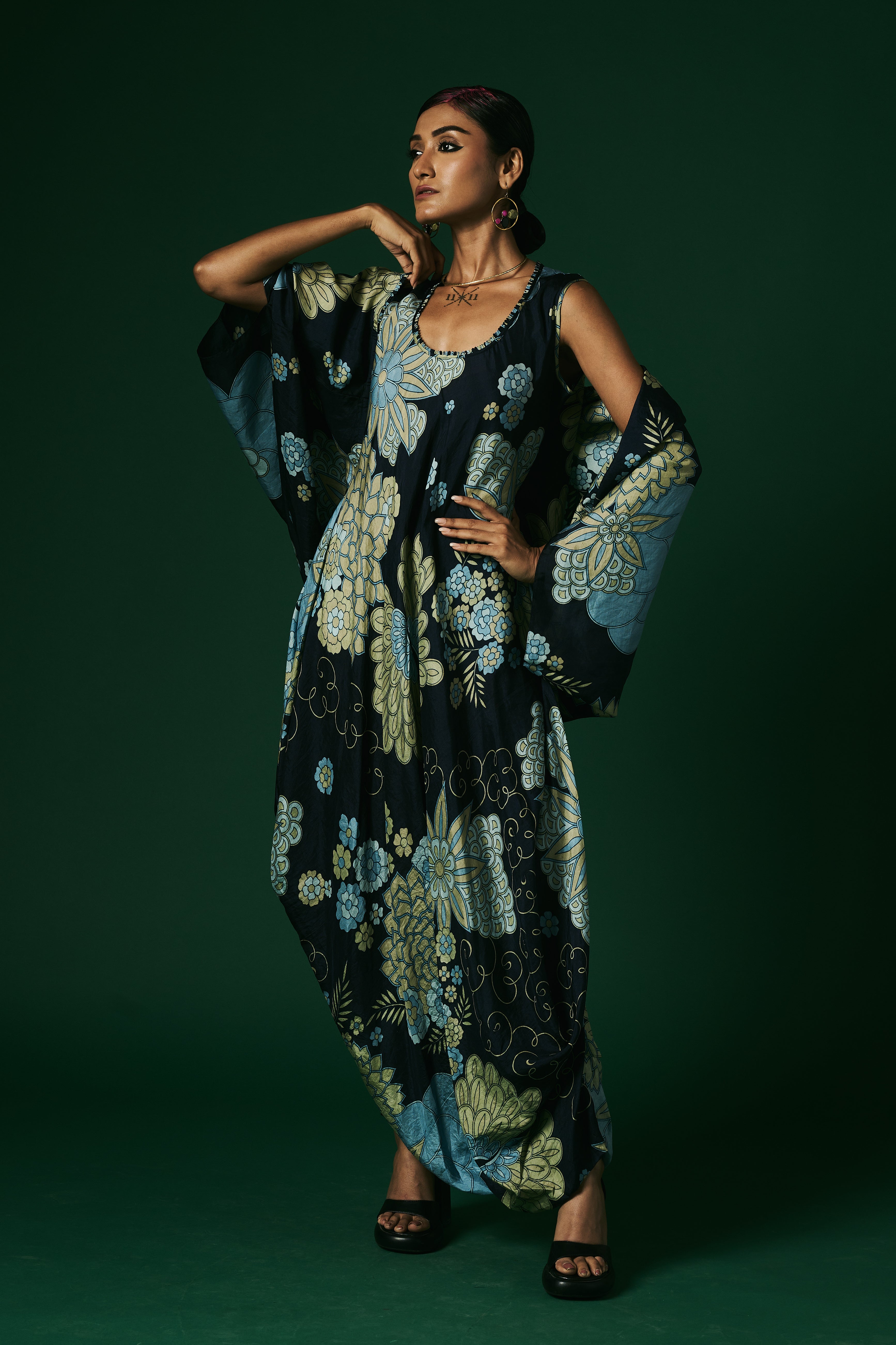 DRESS WITH CAPE