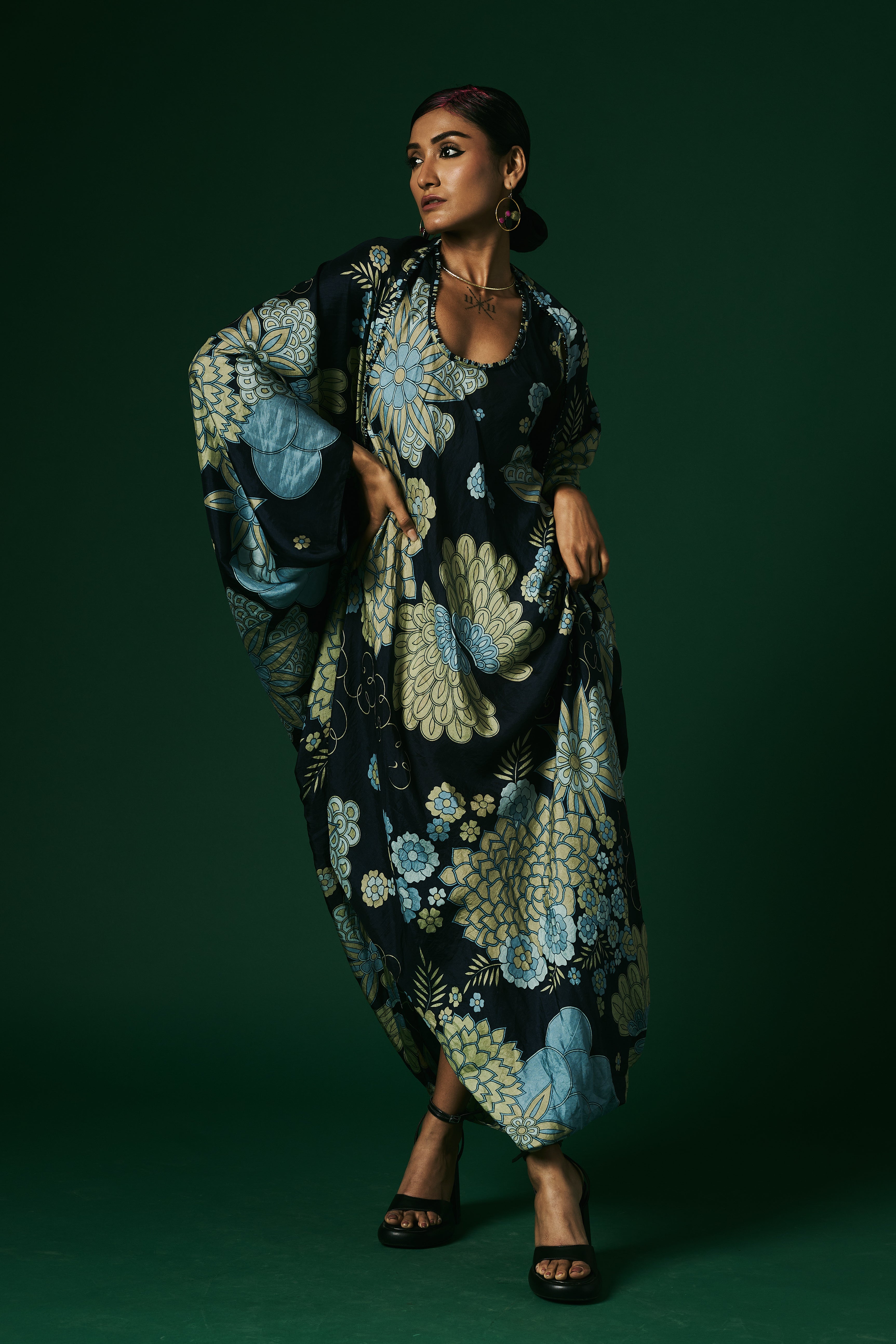 DRESS WITH CAPE