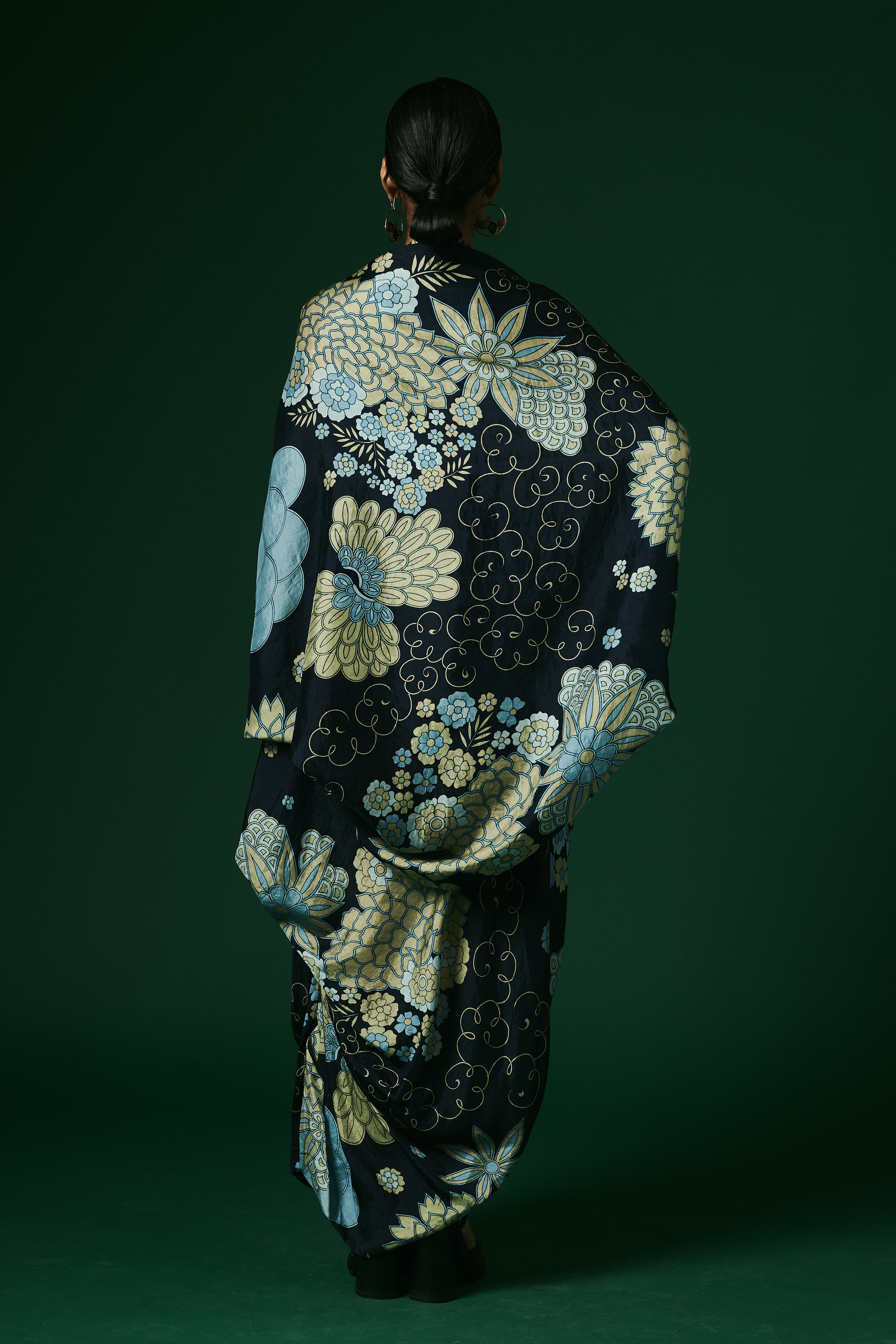 DRESS WITH CAPE