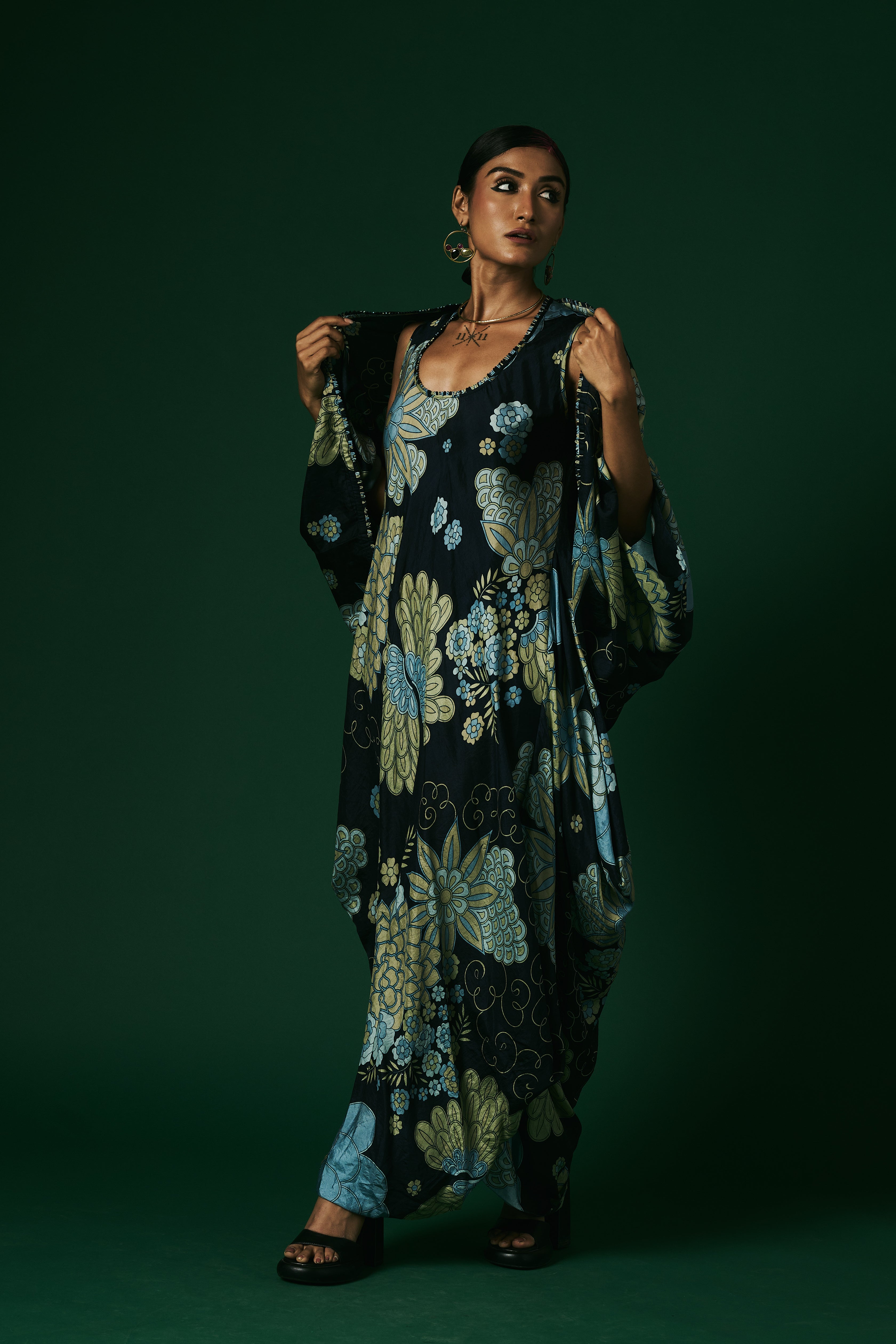 DRESS WITH CAPE