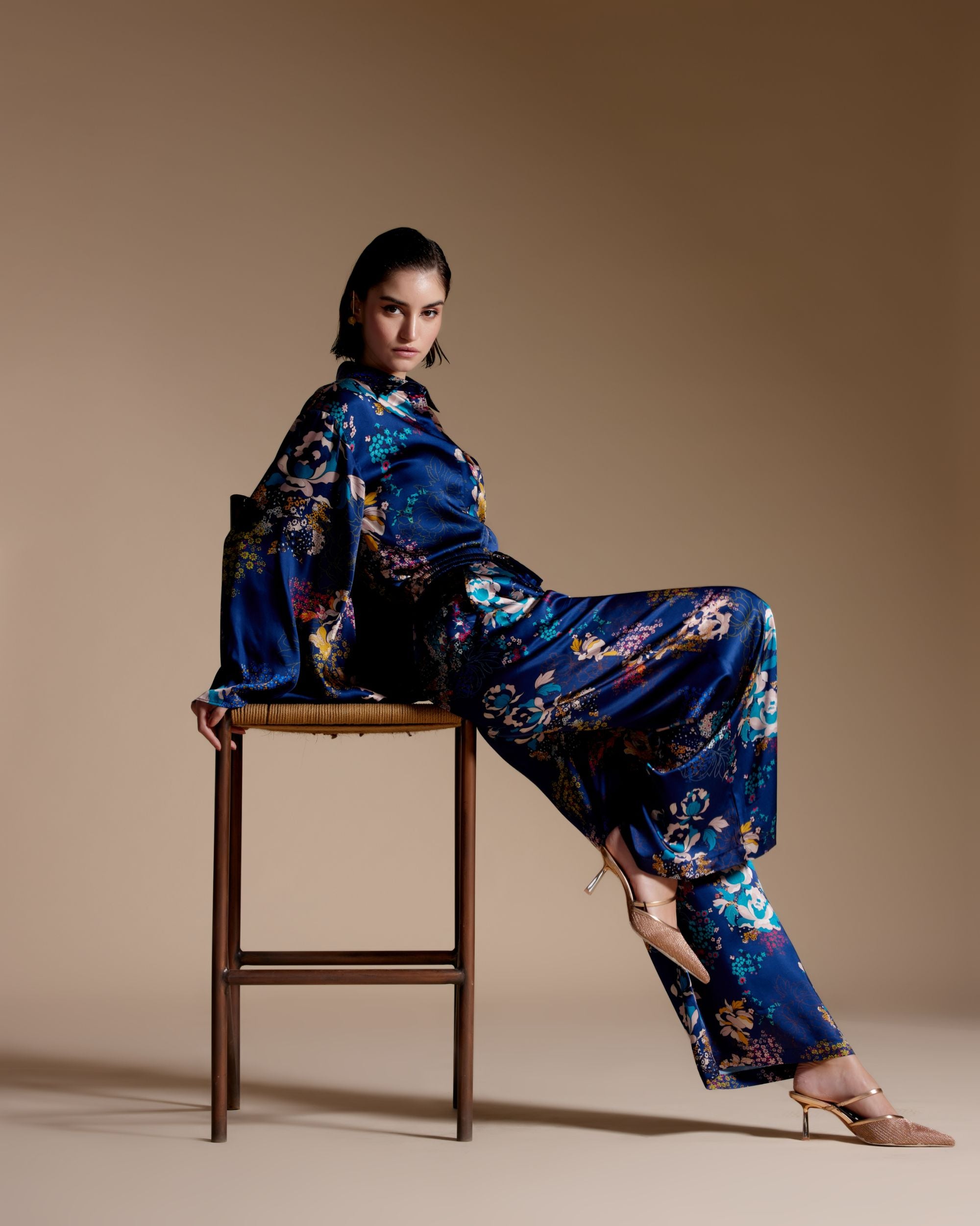 Leah Shirt - Winter Garden (Blue)