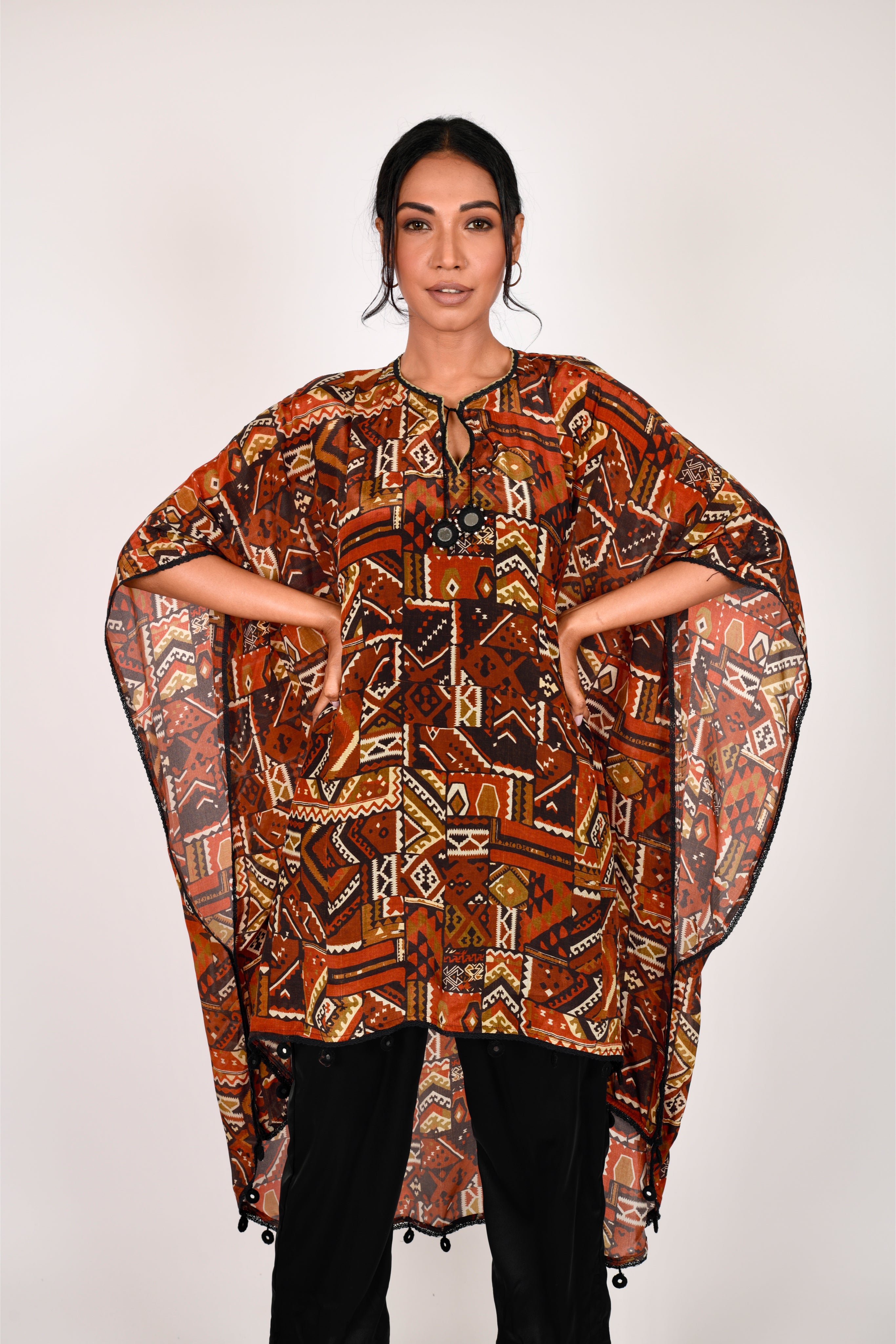 KAFILLA HIGH LOW CAPE
