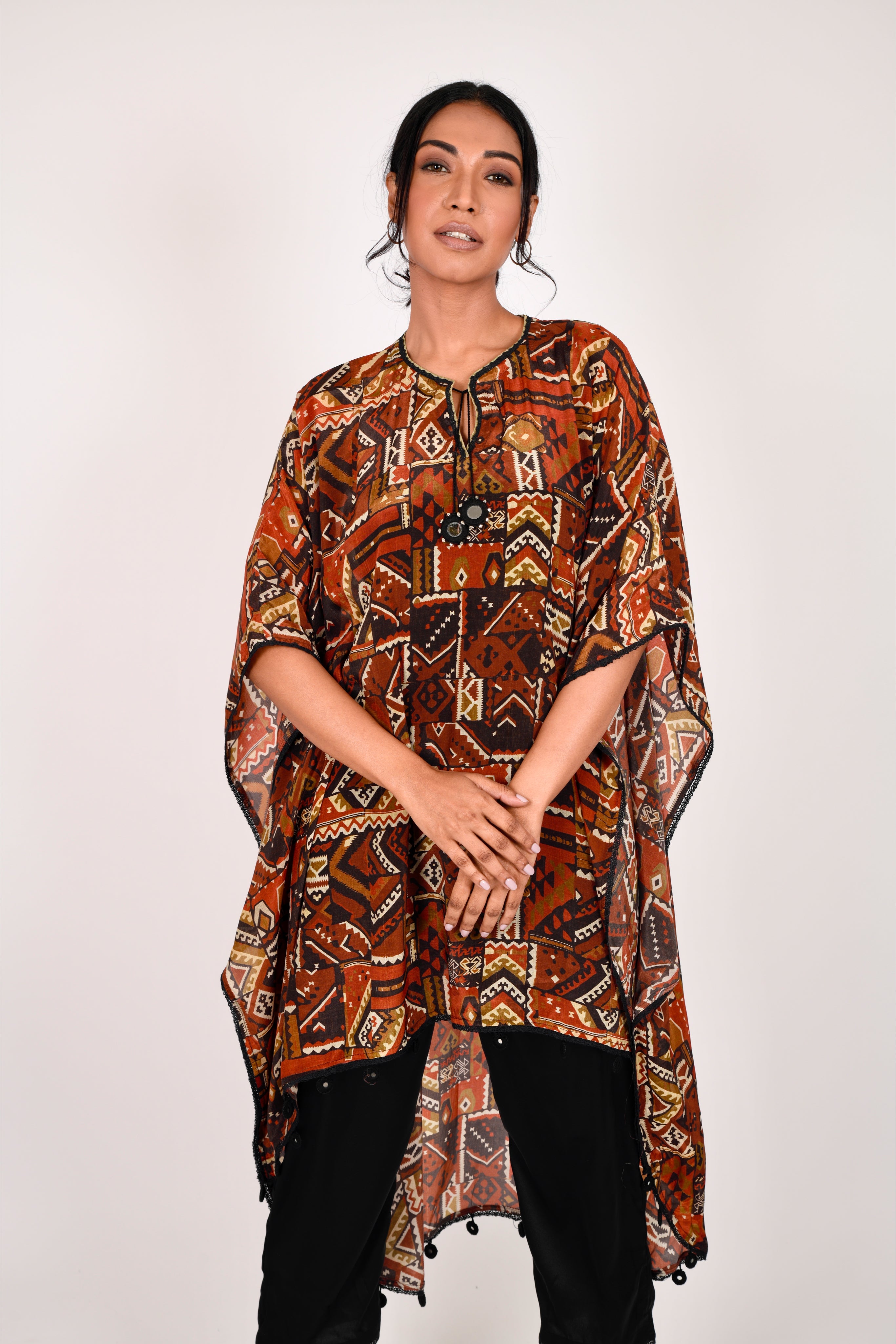 KAFILLA HIGH LOW CAPE