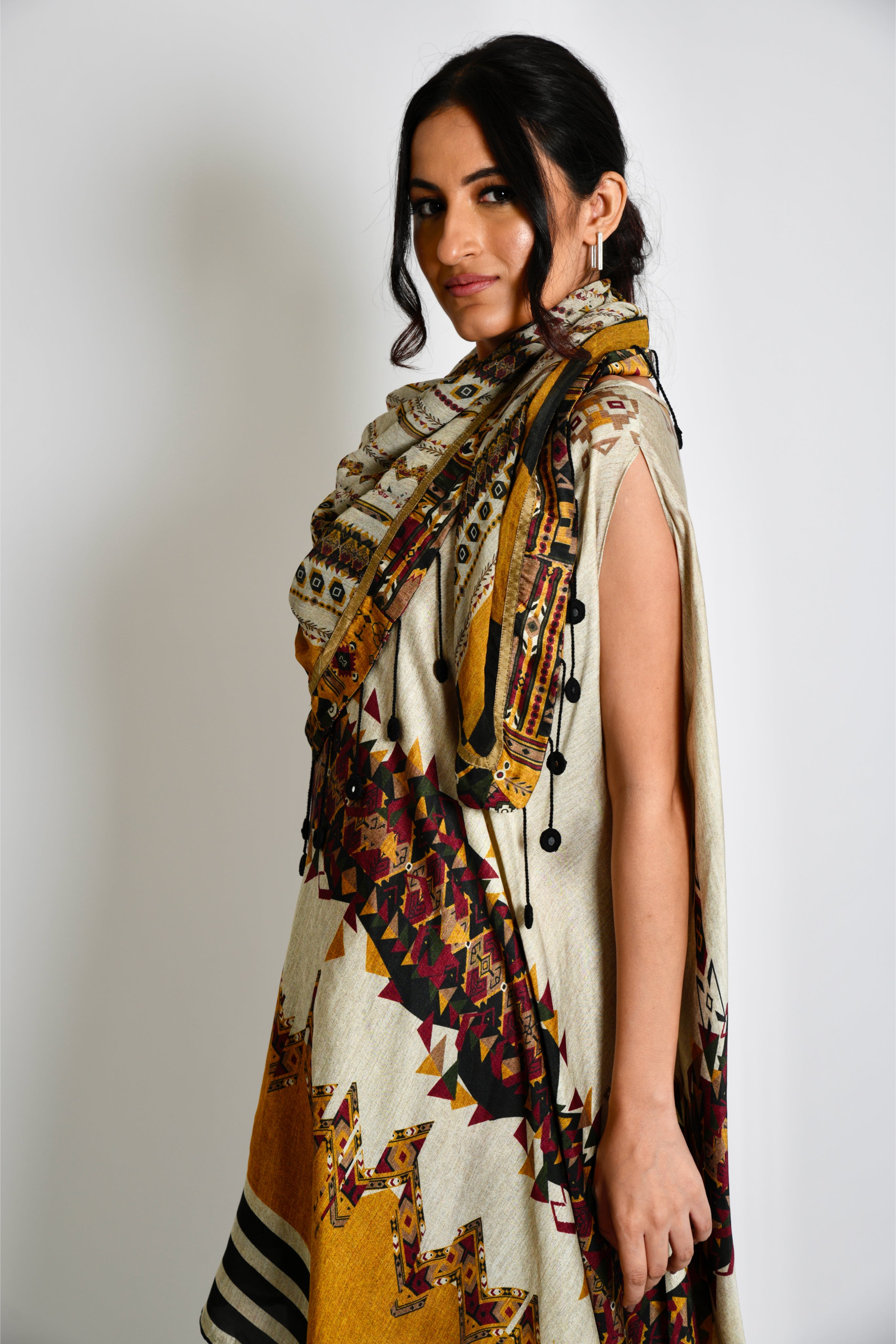KAFILLA DROP TUNIC WITH STOLE SET