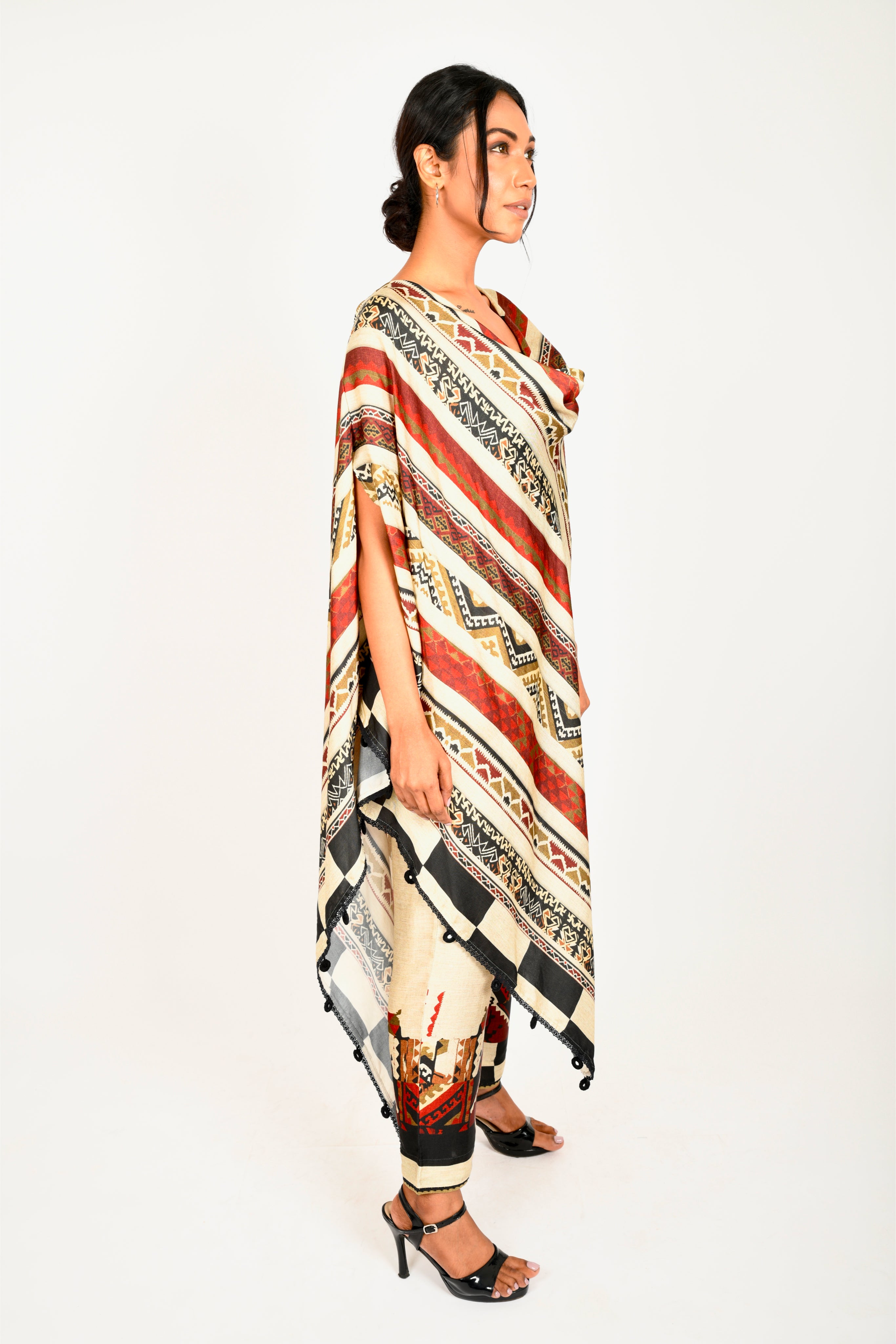 KAFILLA COWL CAPE SET