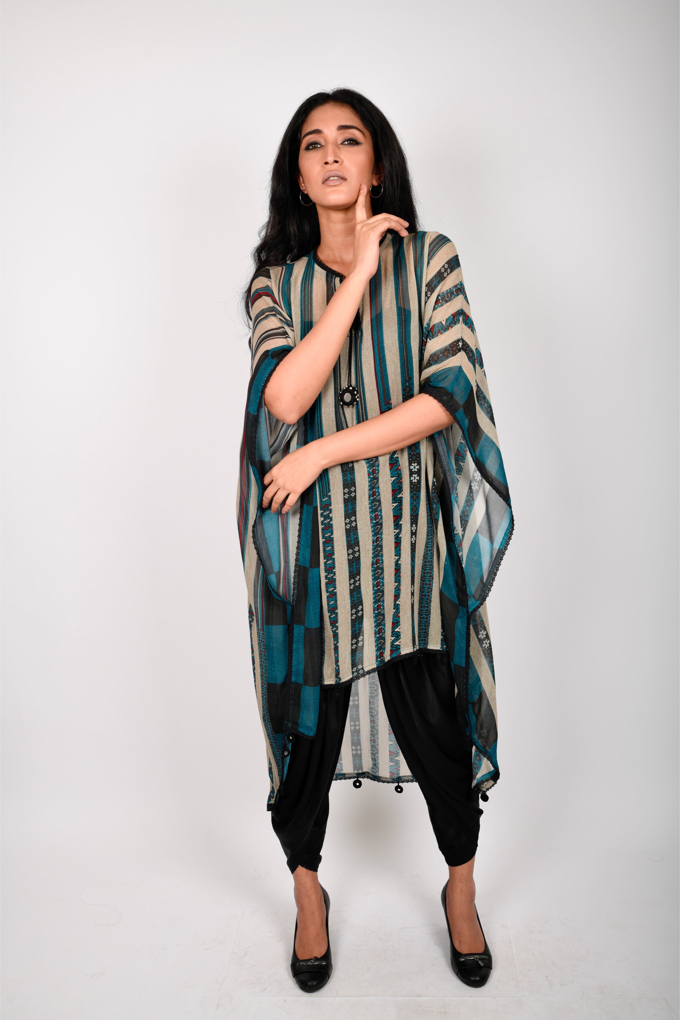 KAFILLA CAPE WITH DHOTI
