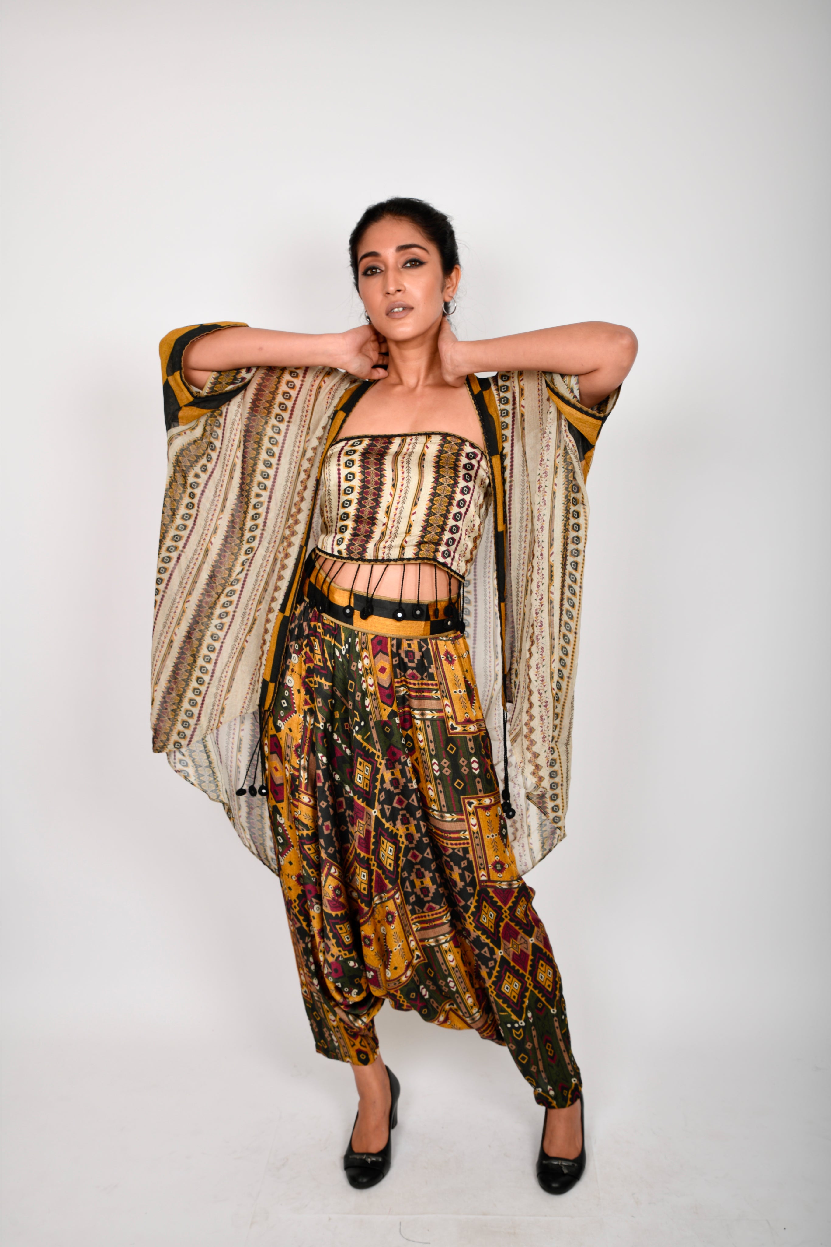 KAFILLA CAPE BUSTIER AND TURKISH SET