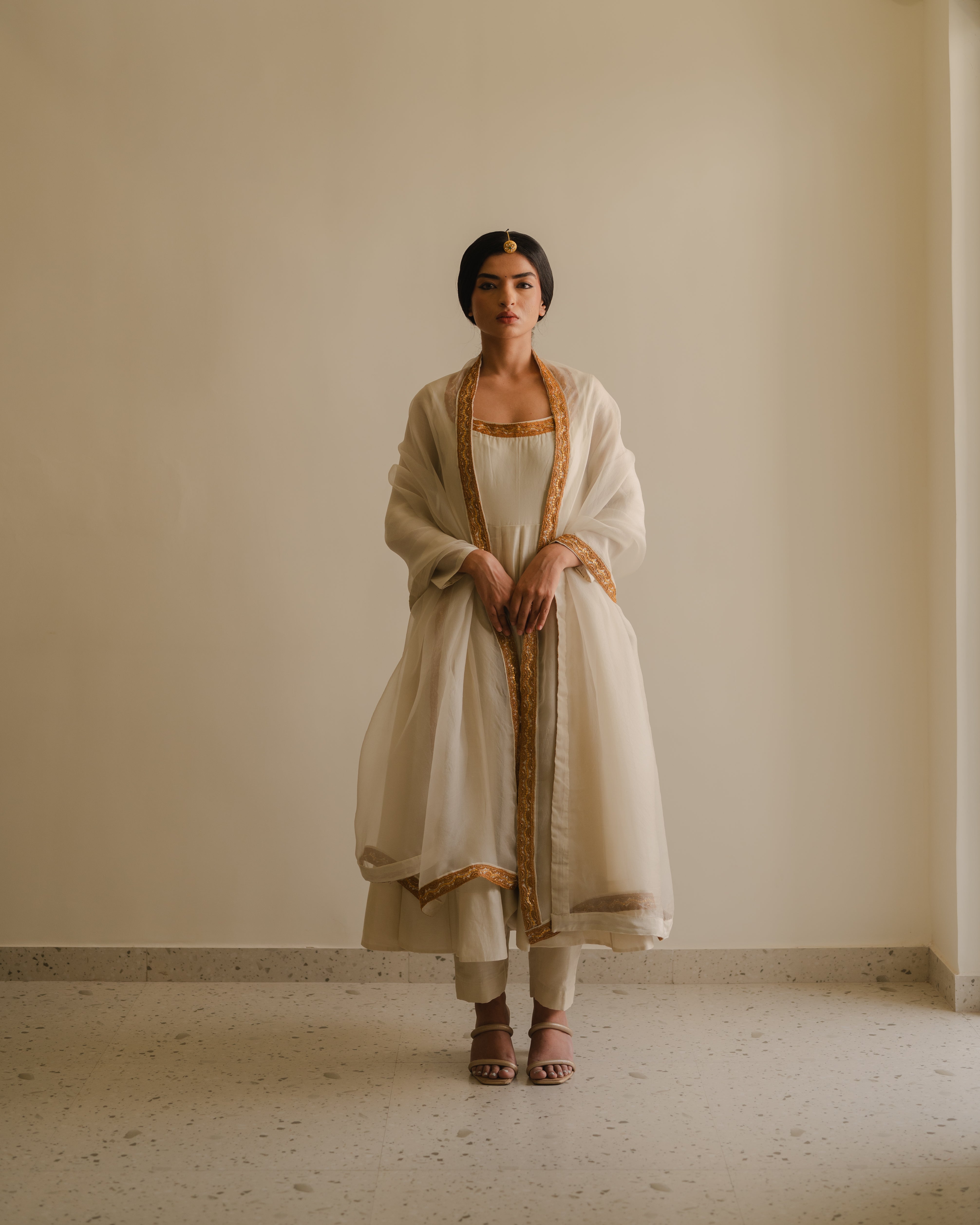 MEERA SET