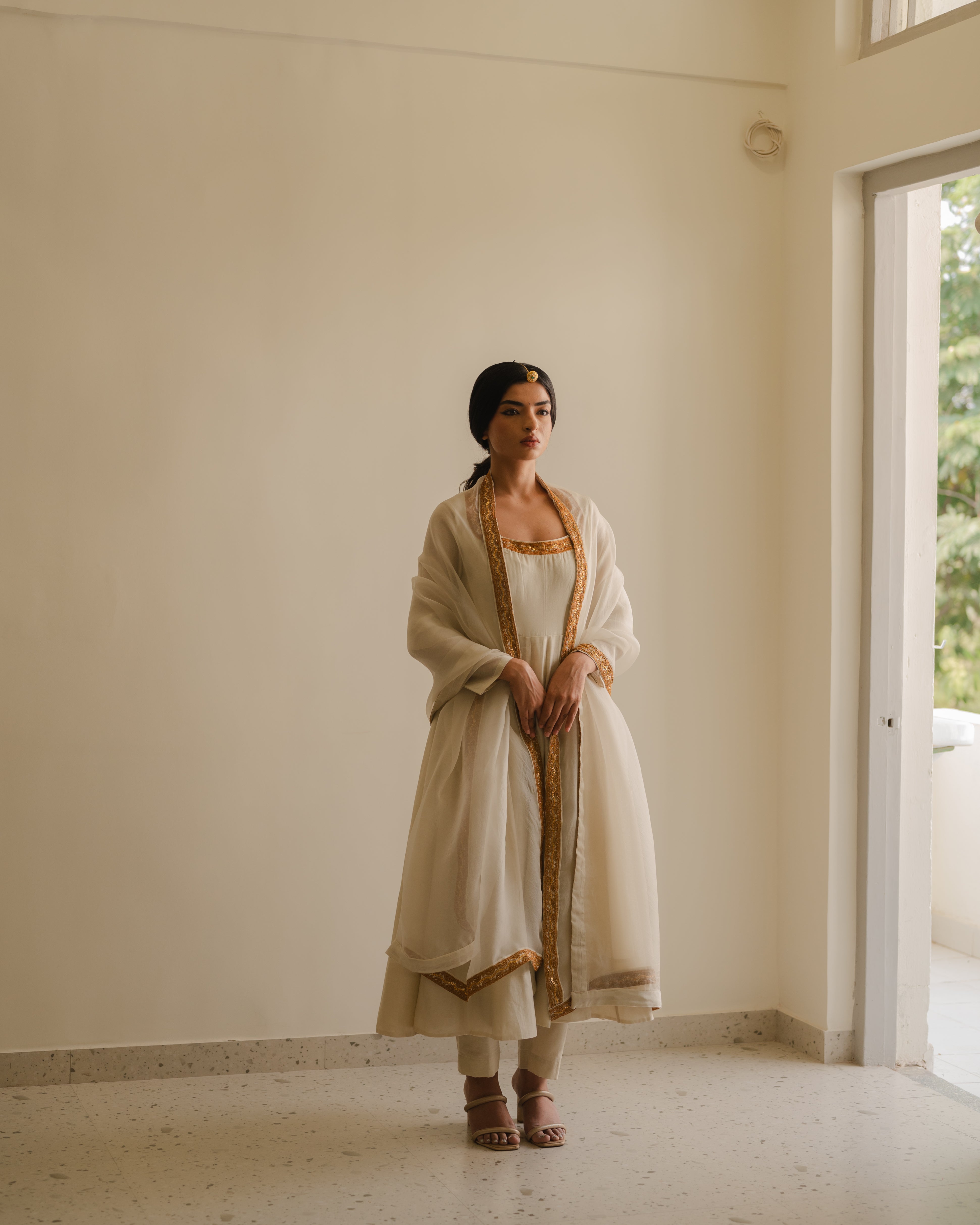 MEERA SET