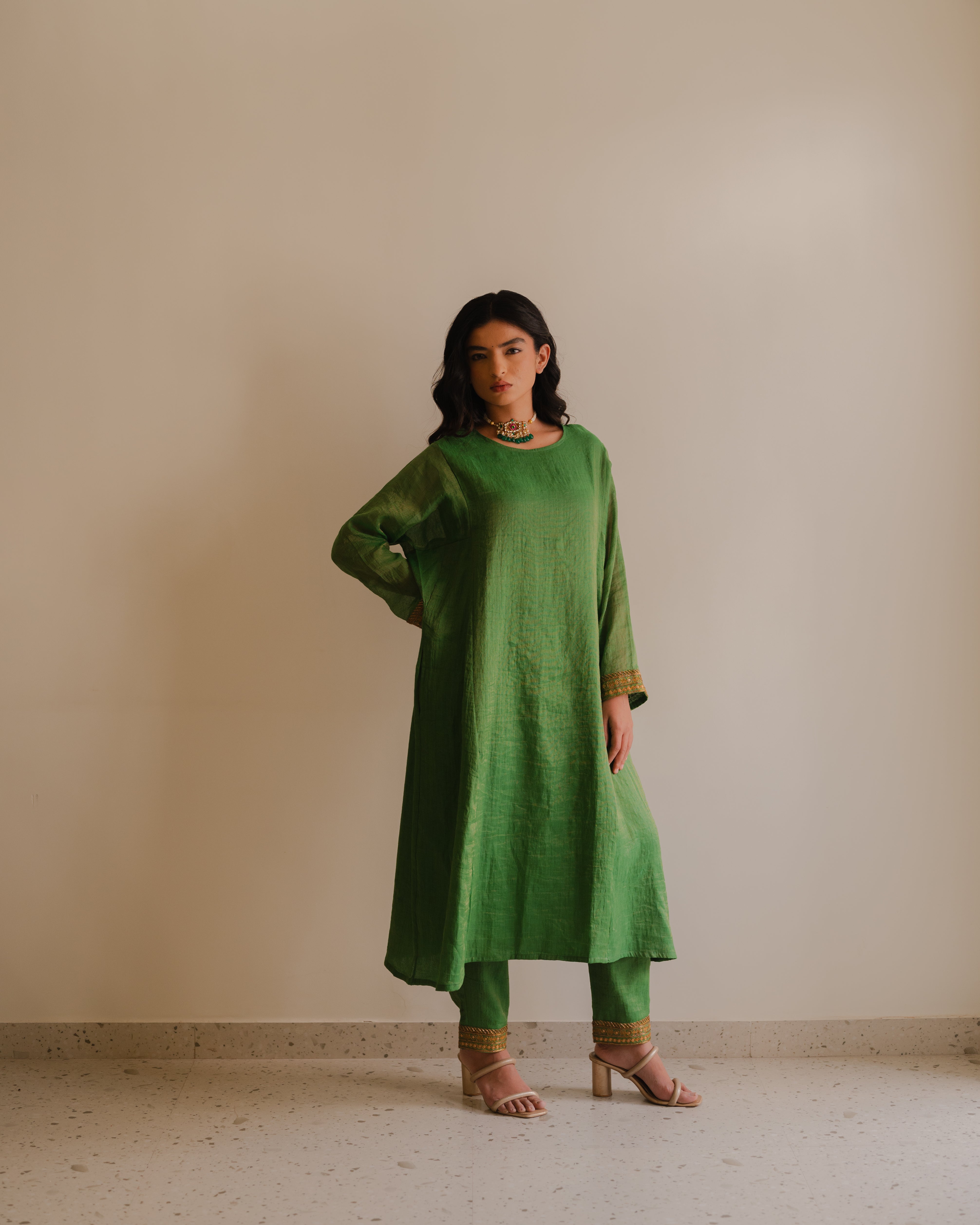 GAUR SET