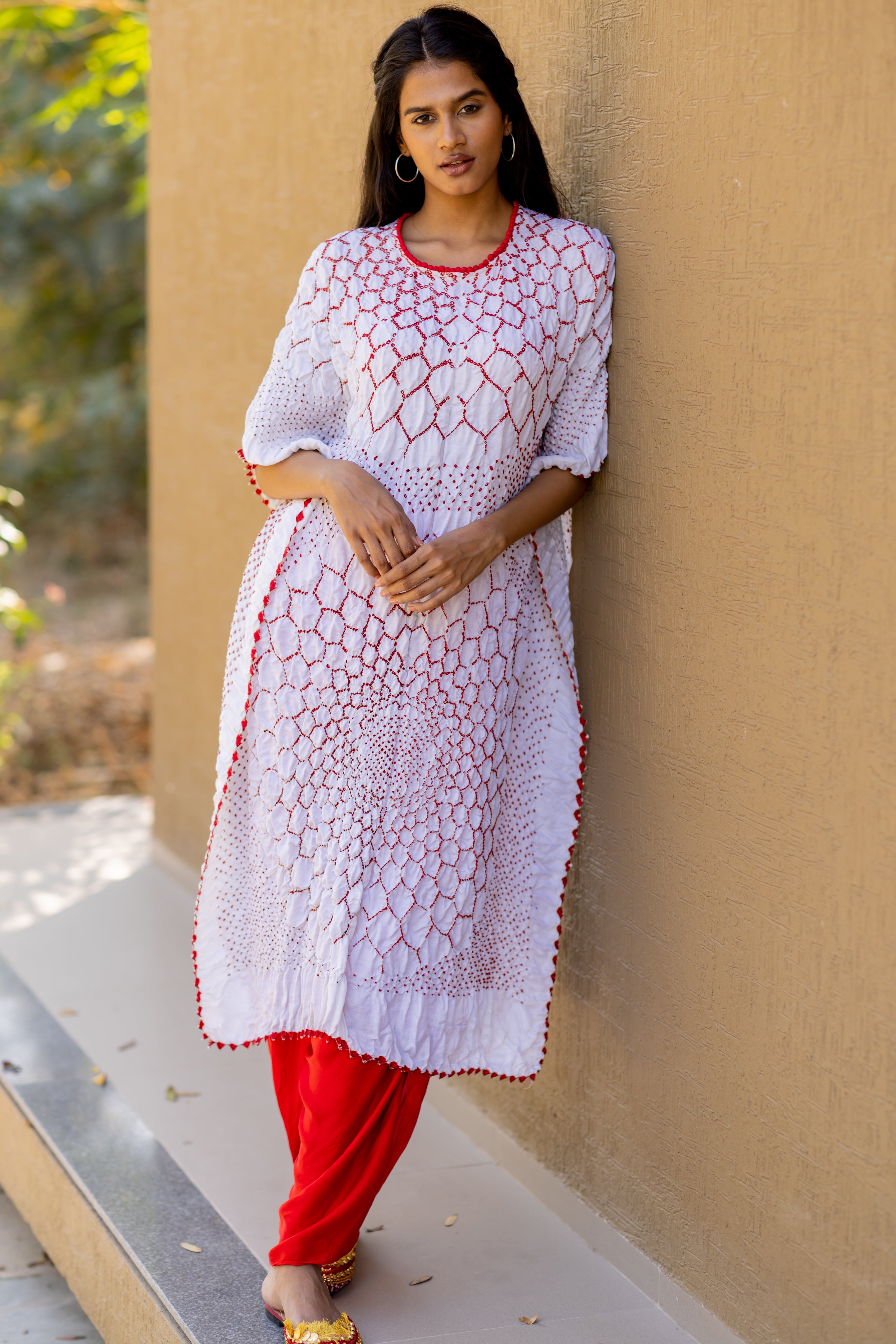 THREE FLOWERS KAFTAN