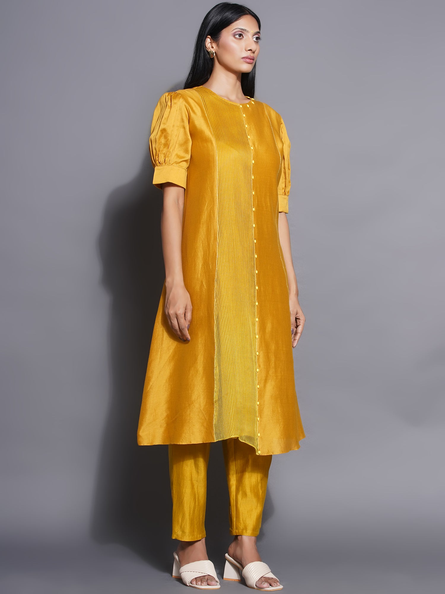 KURTA + PANT + SLIP