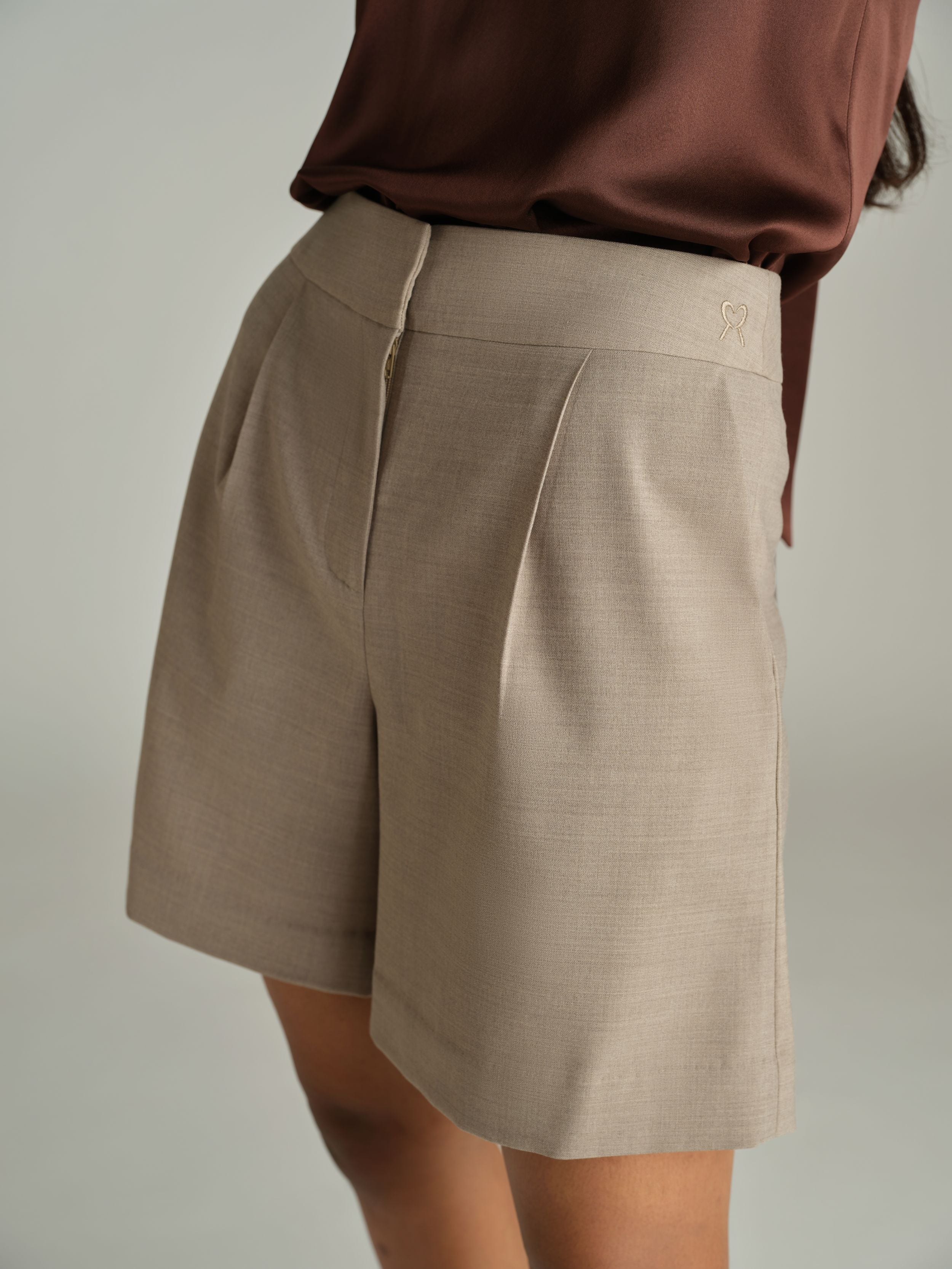 Tobacco Suiting Pleated Shorts