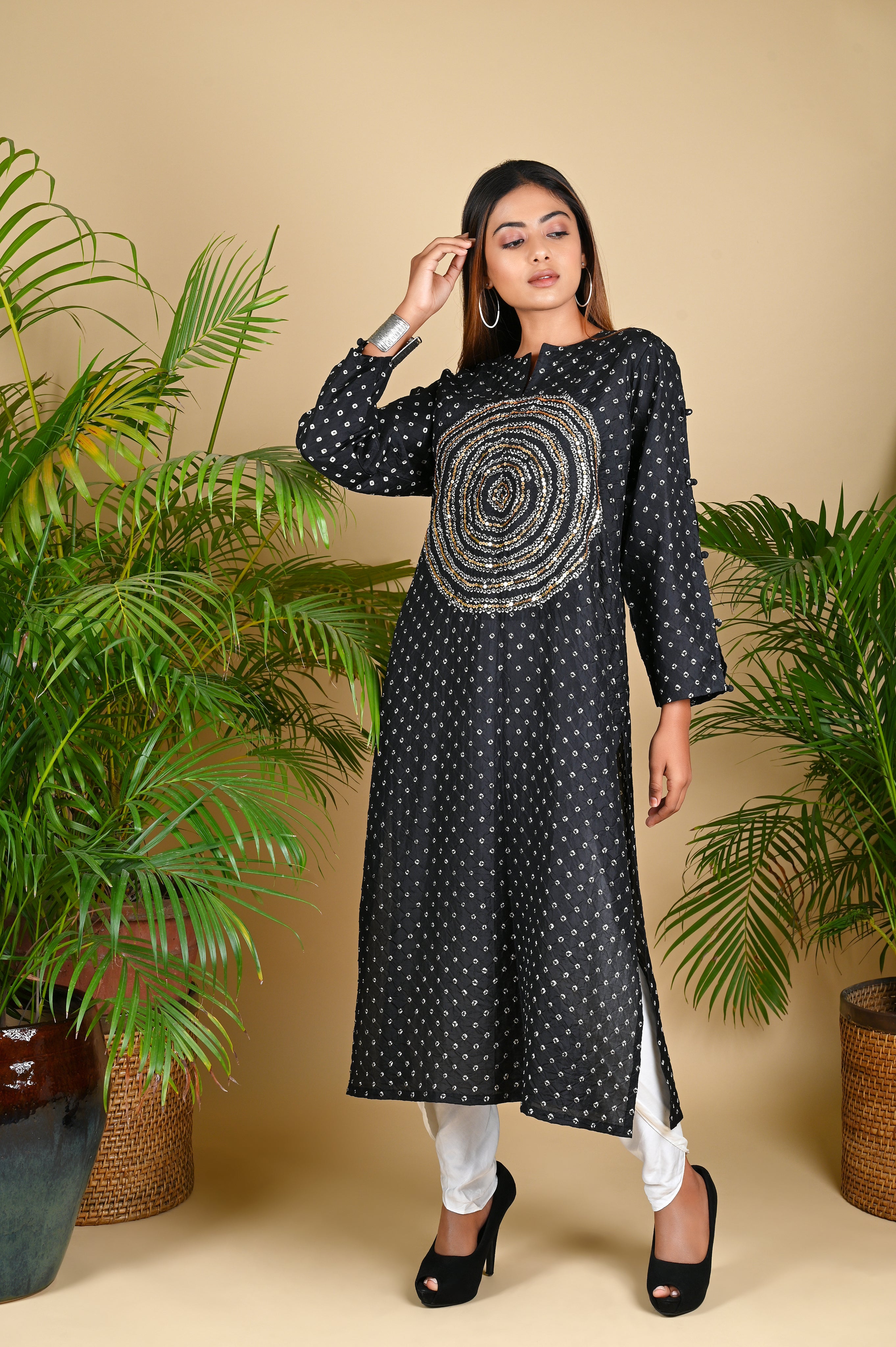 CIRCLE SEQUENCE KURTA